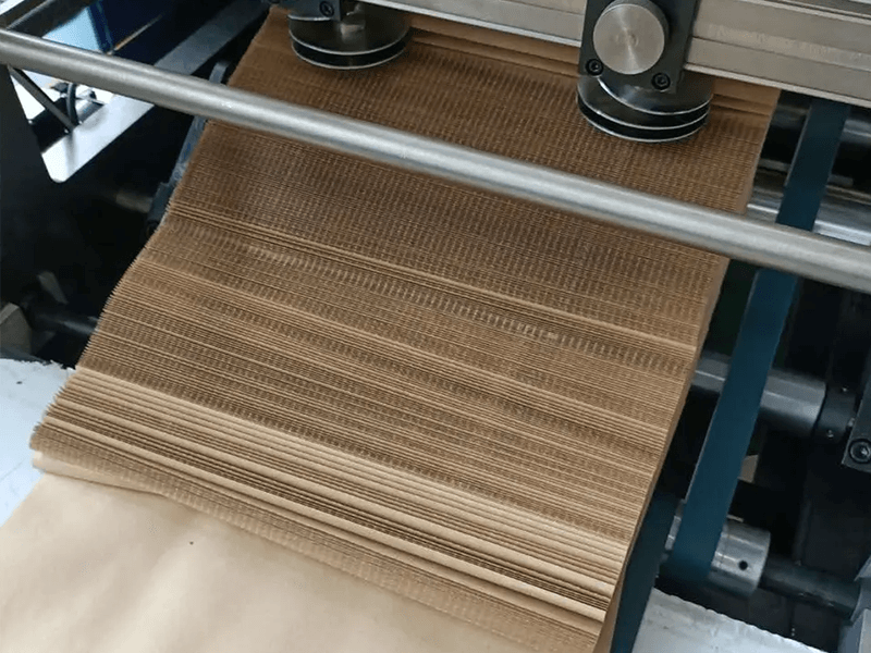 FANFOLD PAPER FOLDING MACHINE