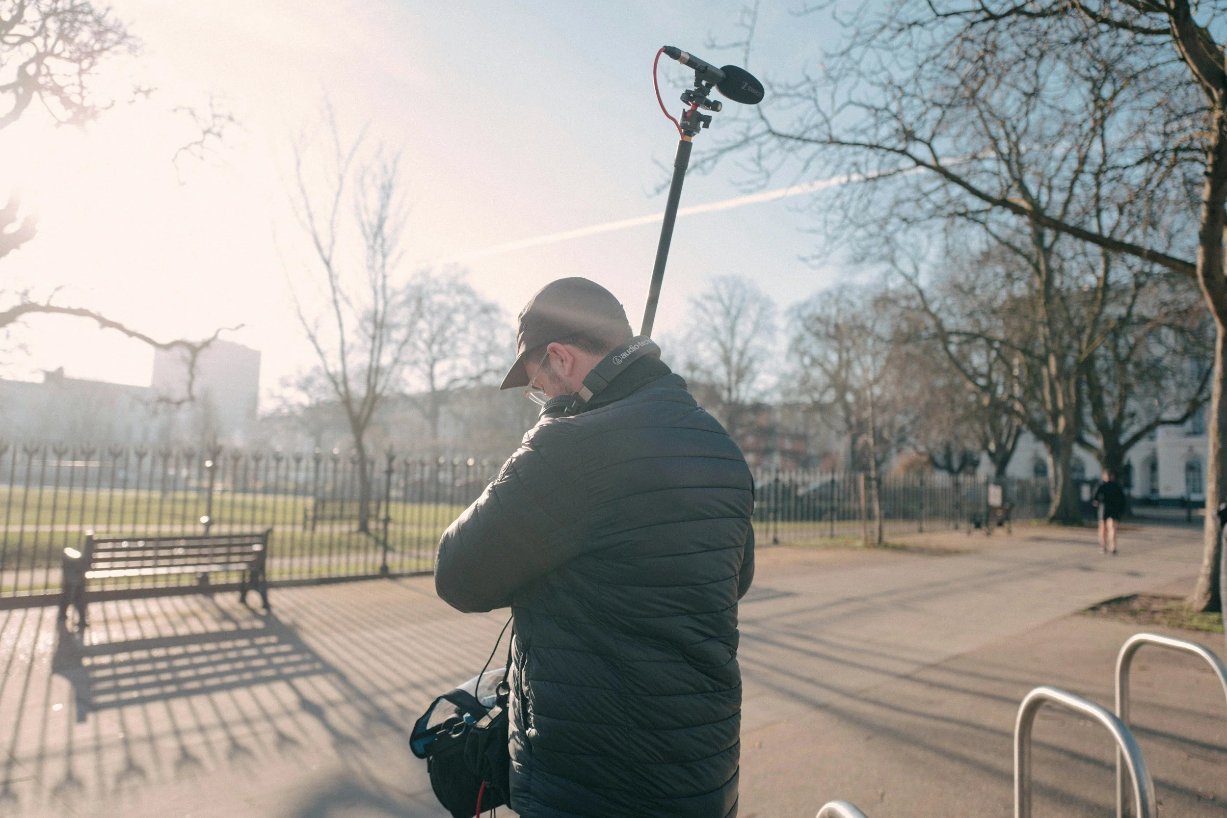 ON LOCATION - Cast