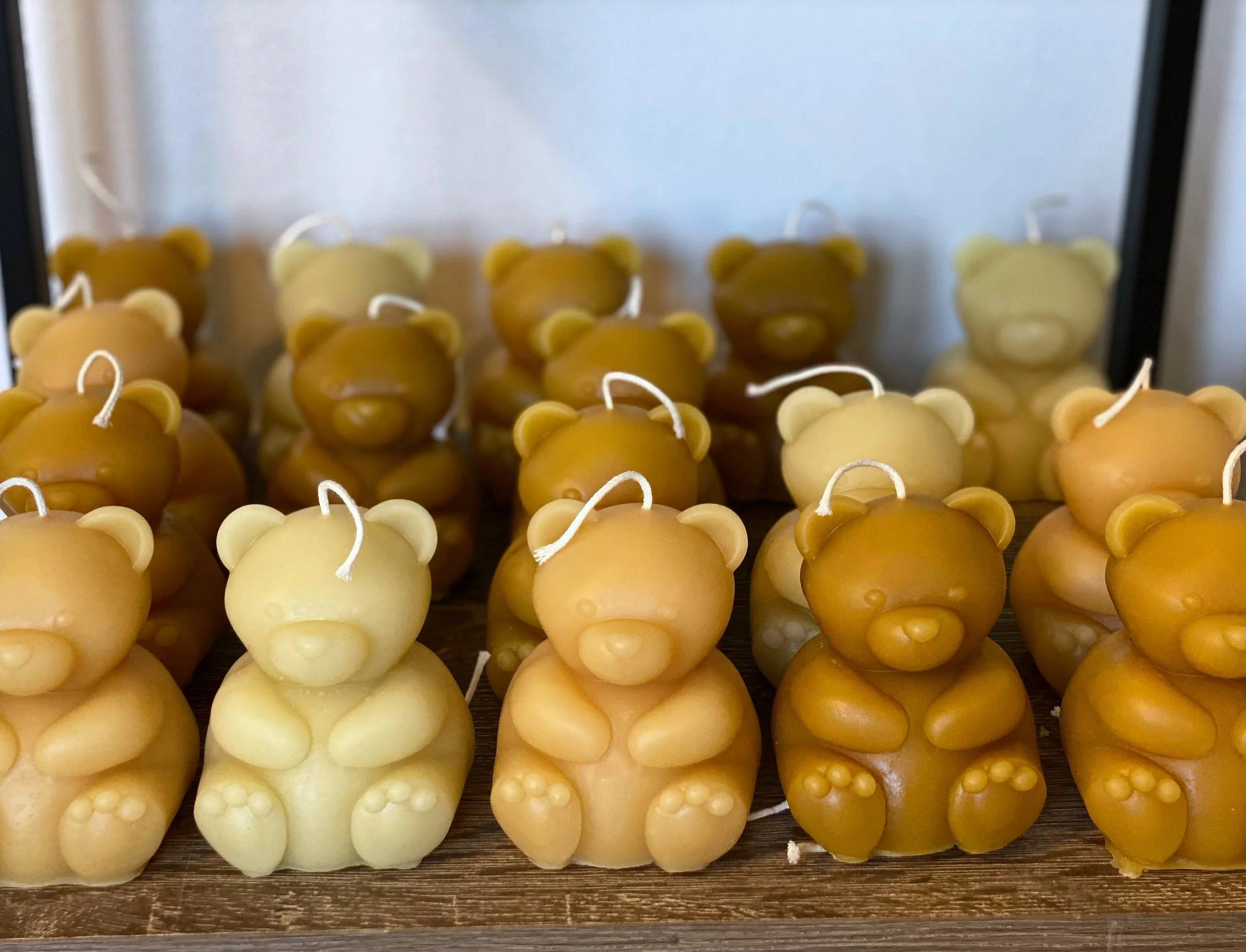 Natural Beeswax Bloom Carnation Flower Candle — Zesty Scents