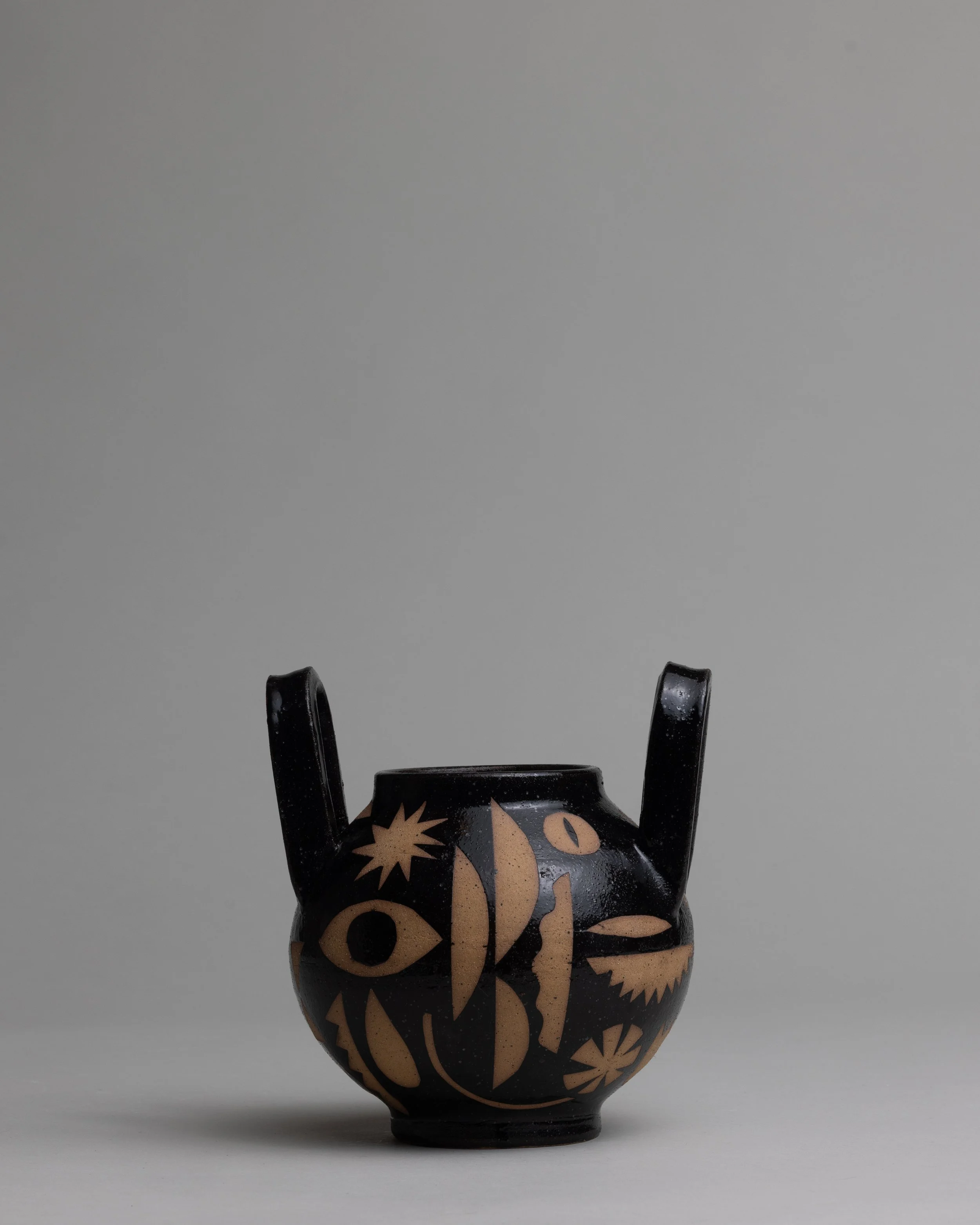 01. 
 small graphic vase  
$40 