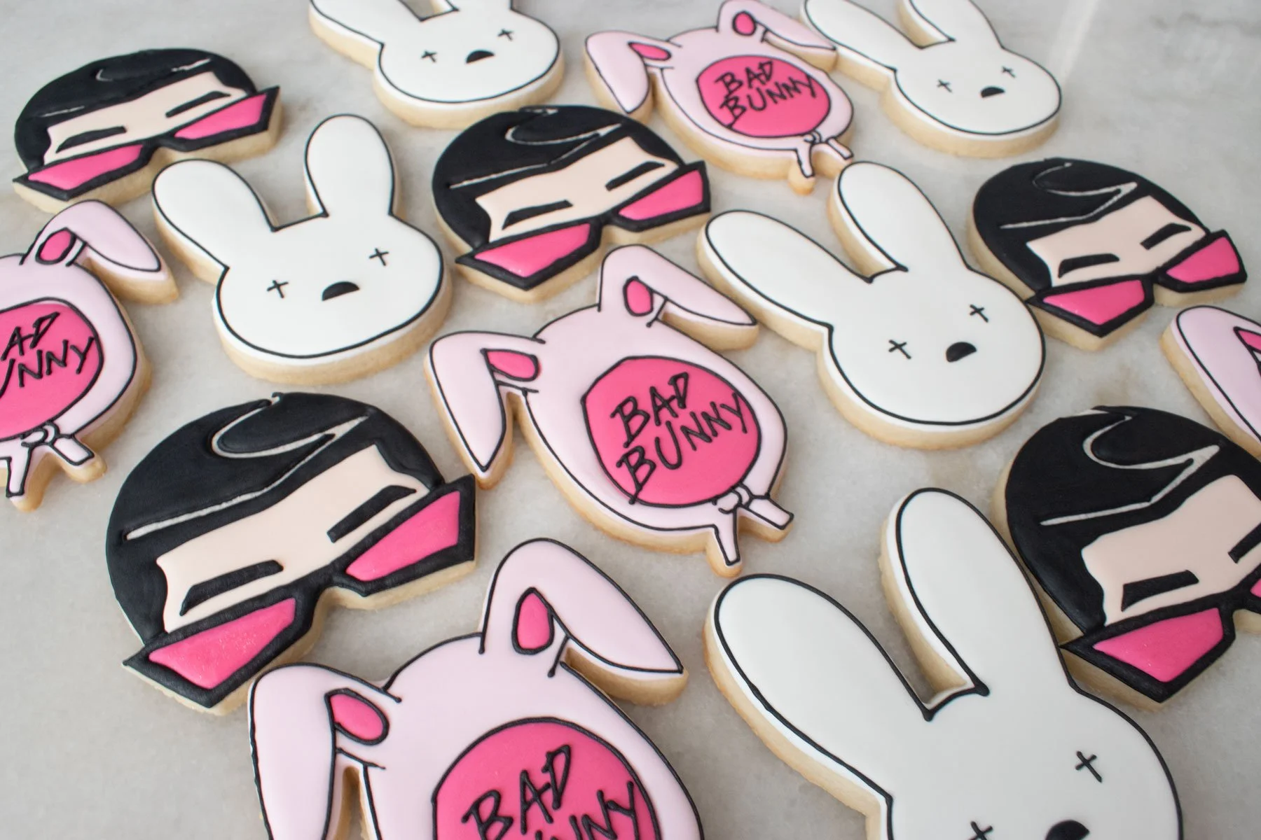 fun-party-themed-cookie-set.jpg