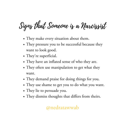 Signs of being a narcissist