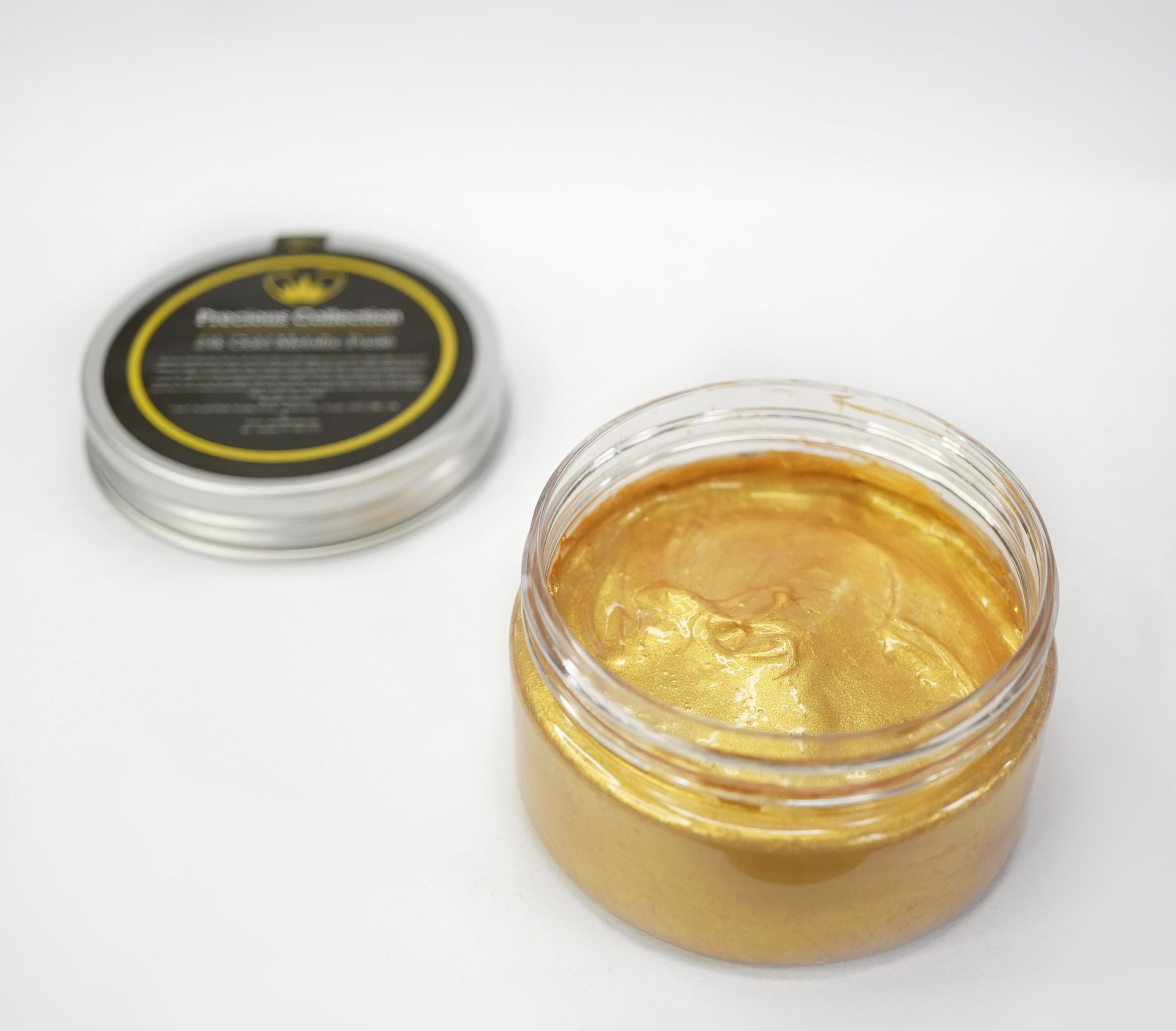 Posh-chalk-precious-collection-24k-gold-metallic-paste-2.jpeg