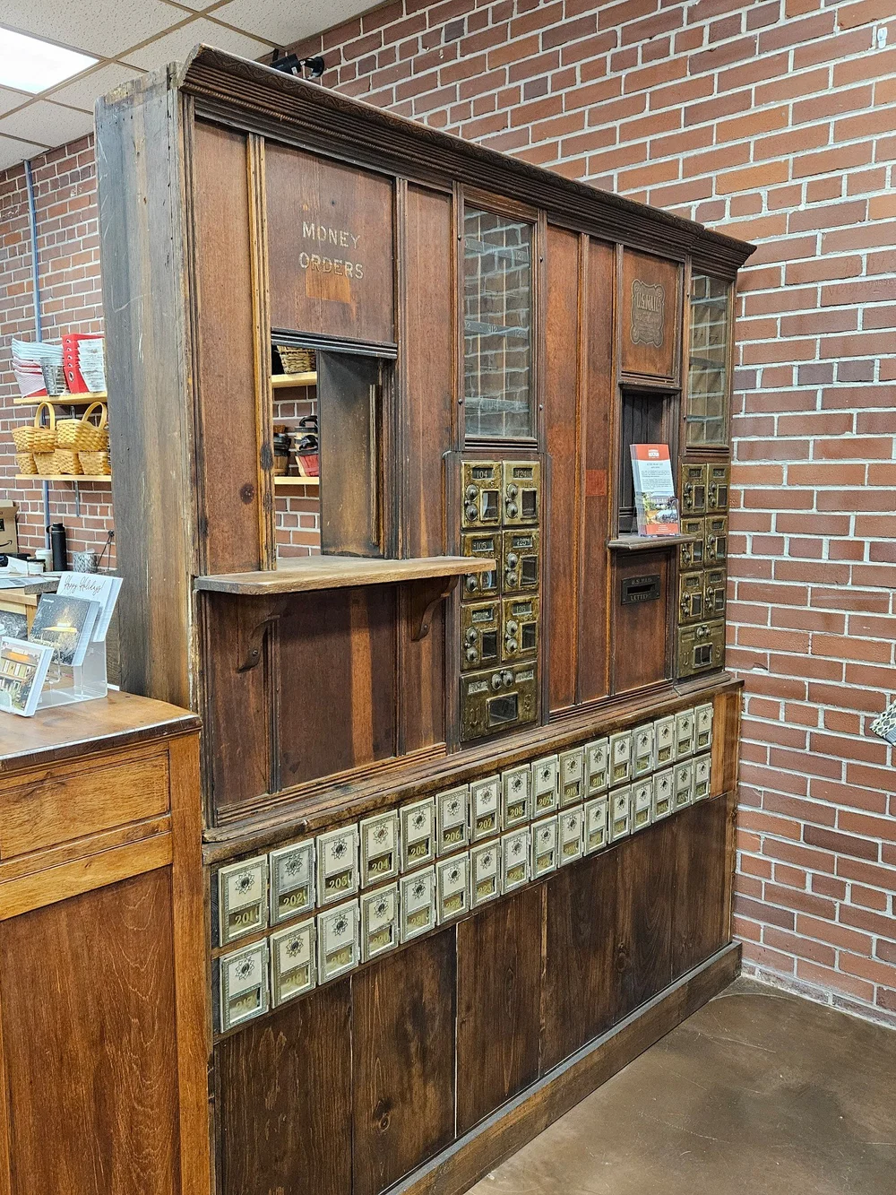 Woodbridge General Store — Woodbridge Inn