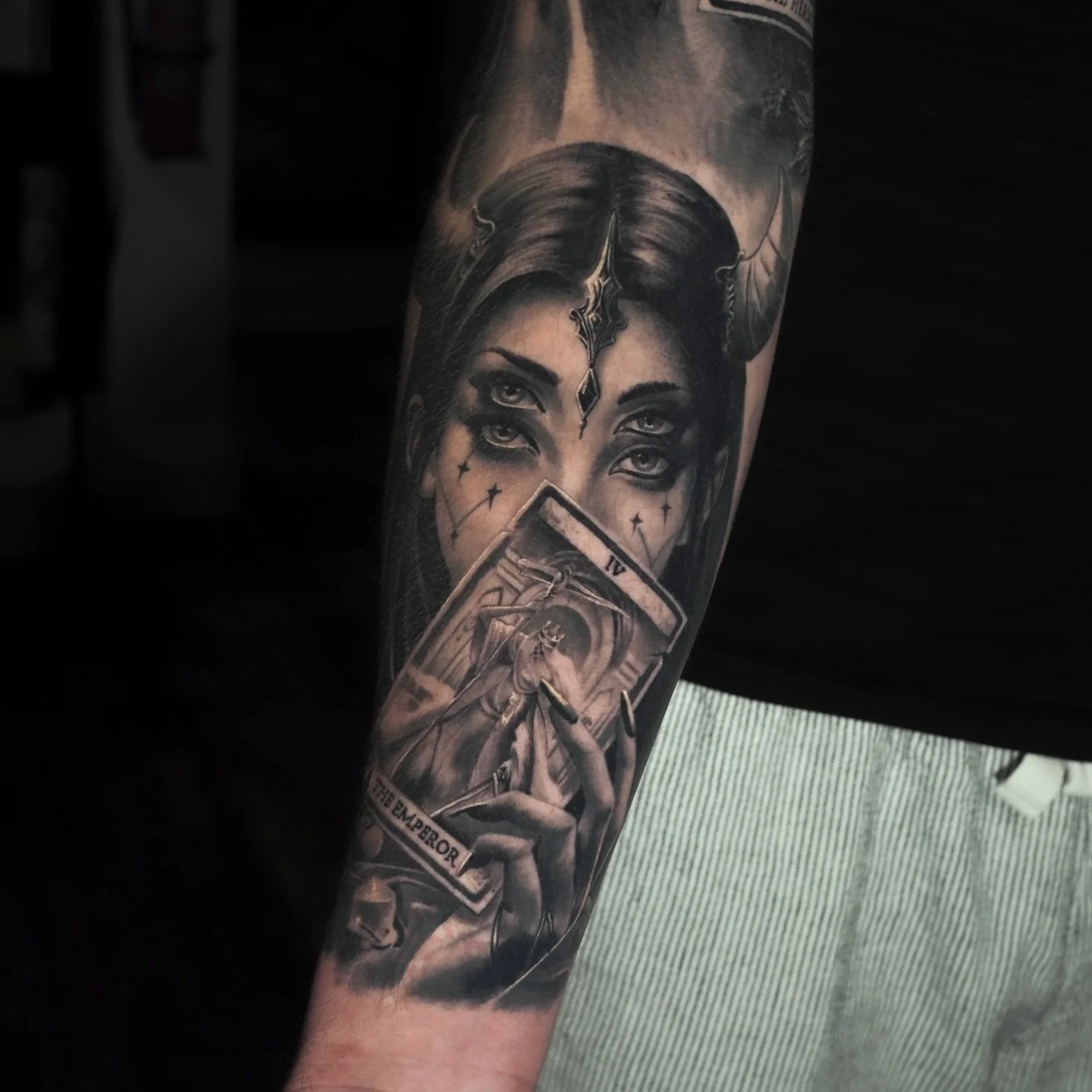 About a year healed on this tarot card piece. 
Healed using @drpickles_