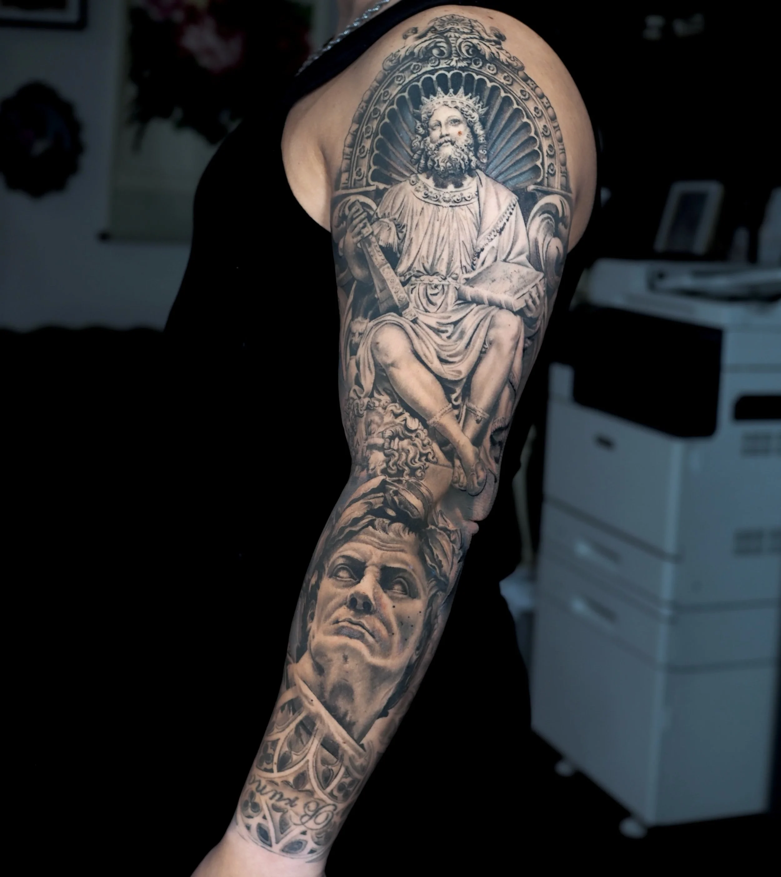 I always love doing this type of style! All healed with @drpickles_