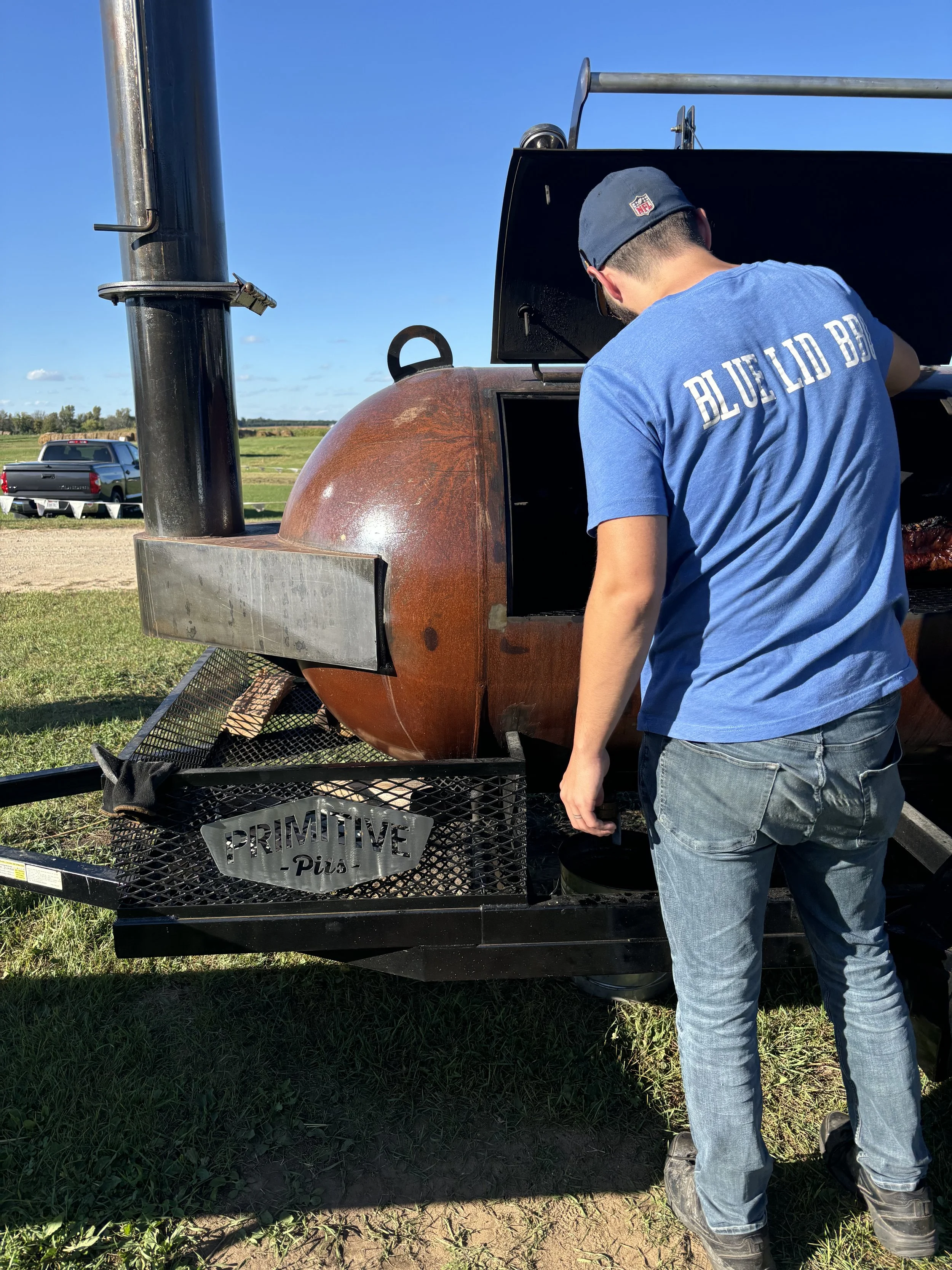 Hog Roast with Blue Lid BBQ