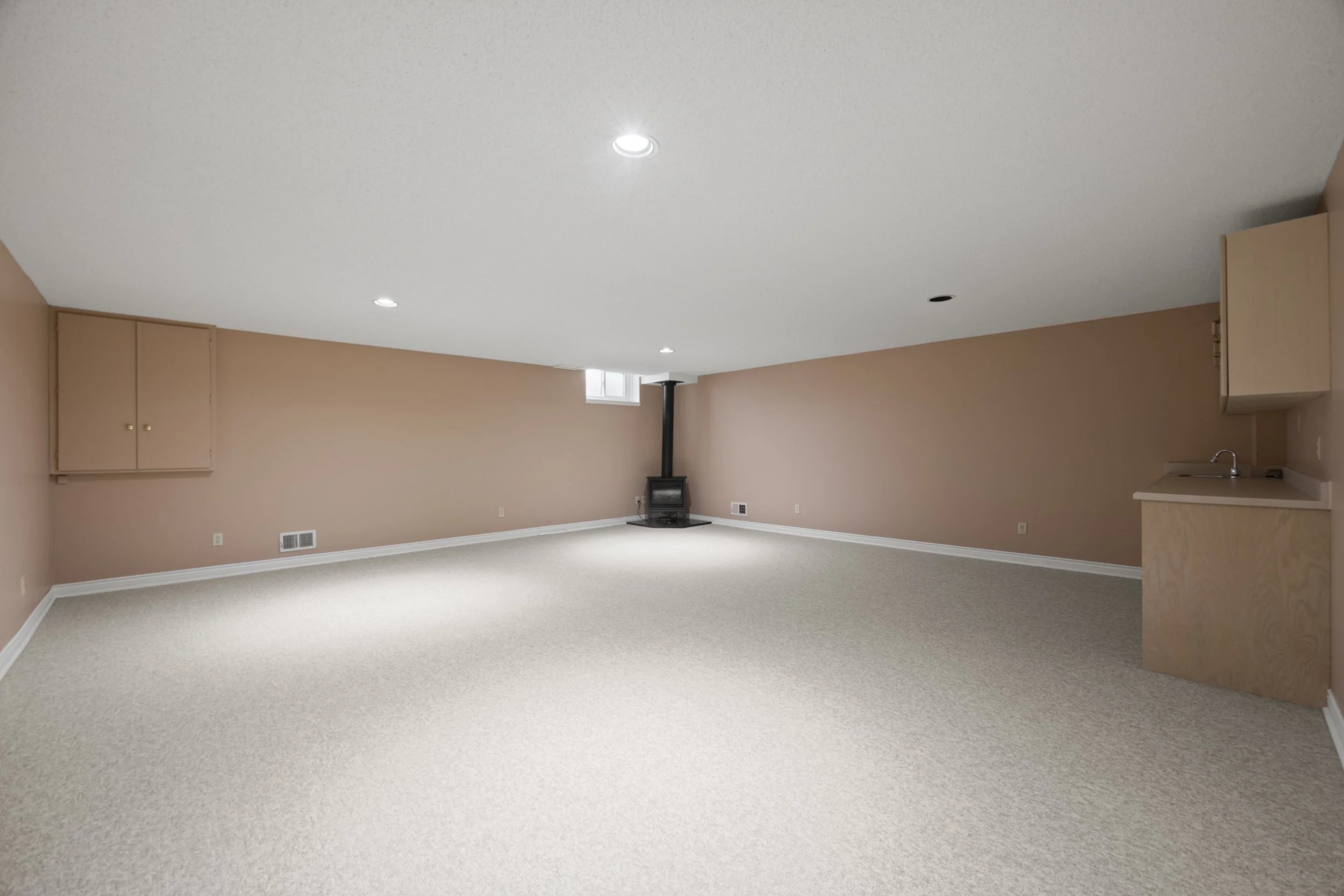 12-90 Ontario St S -28.JPG