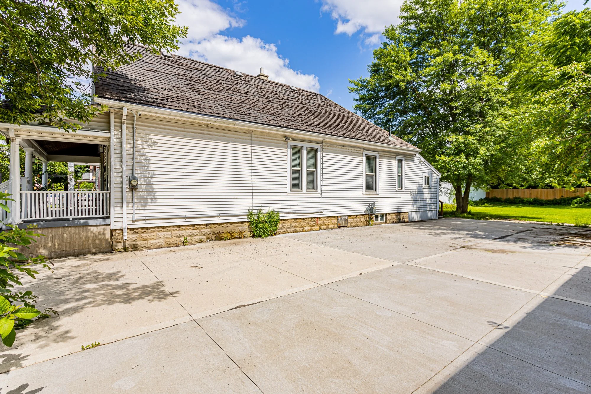 793 Central Ave-27.jpg