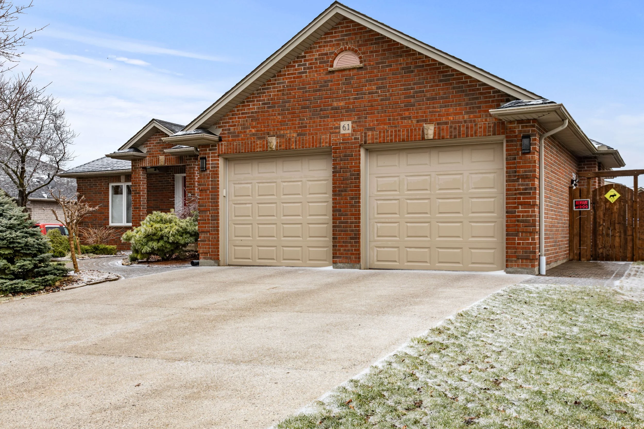 61 Stephen Moore Dr (2).jpg