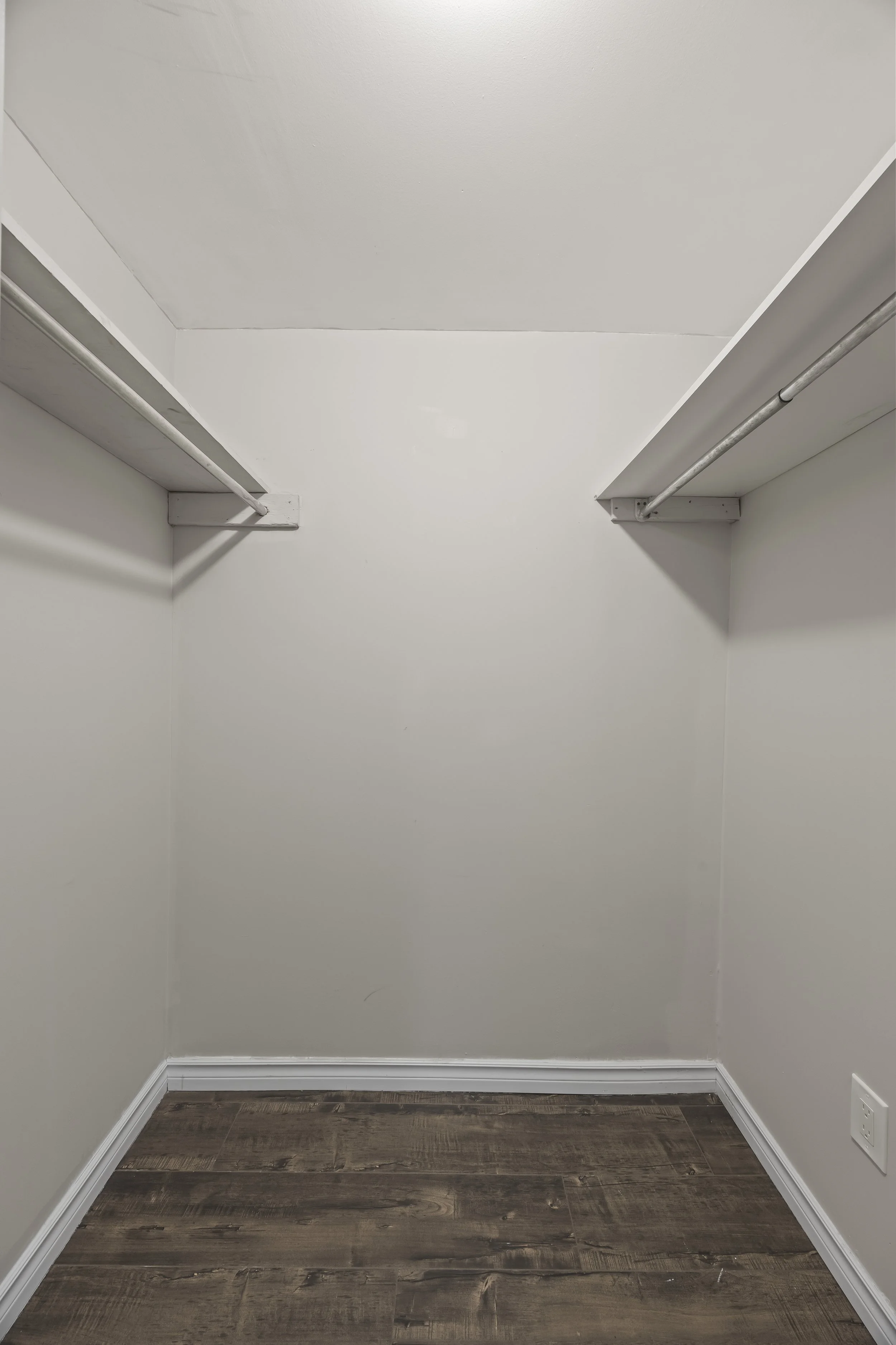 329 Thompson Rd -22.JPG