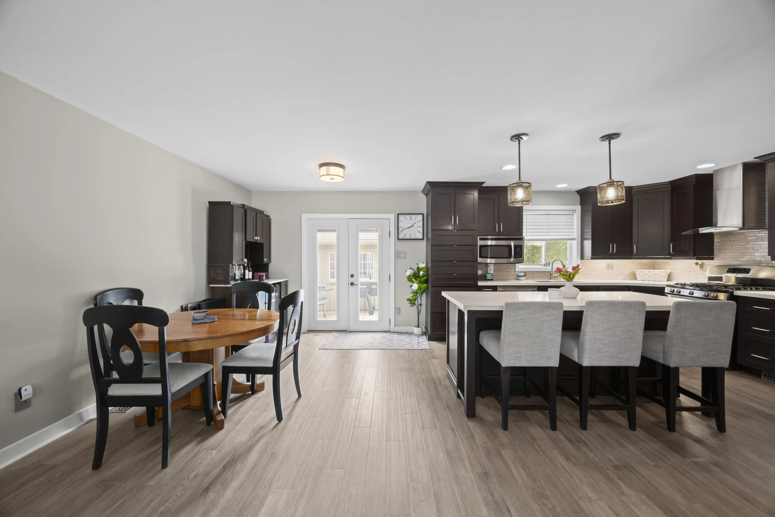 43 Meredith Dr -15.JPG