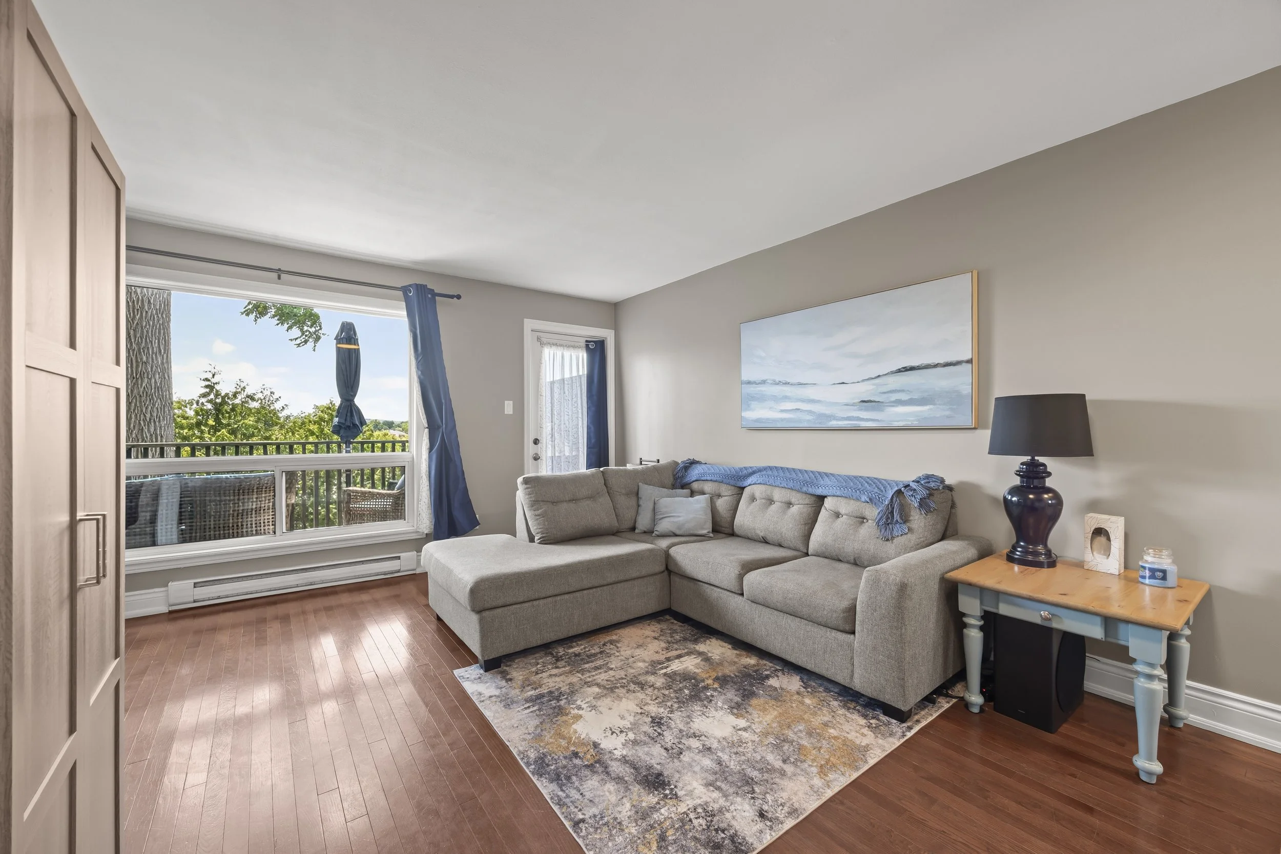 3-47 Blandford St -30.JPG