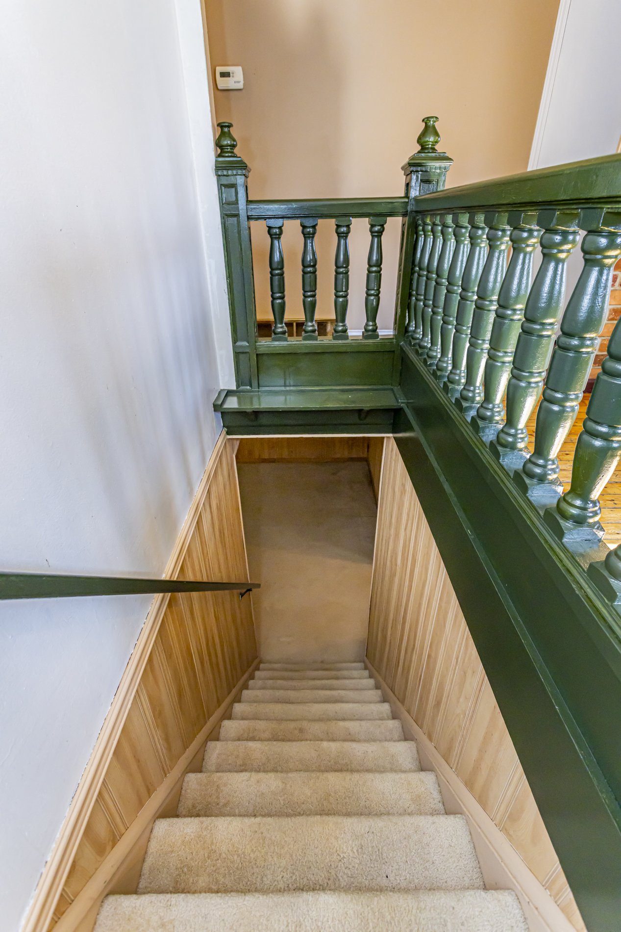 129 Nicholas Cres_26.jpg