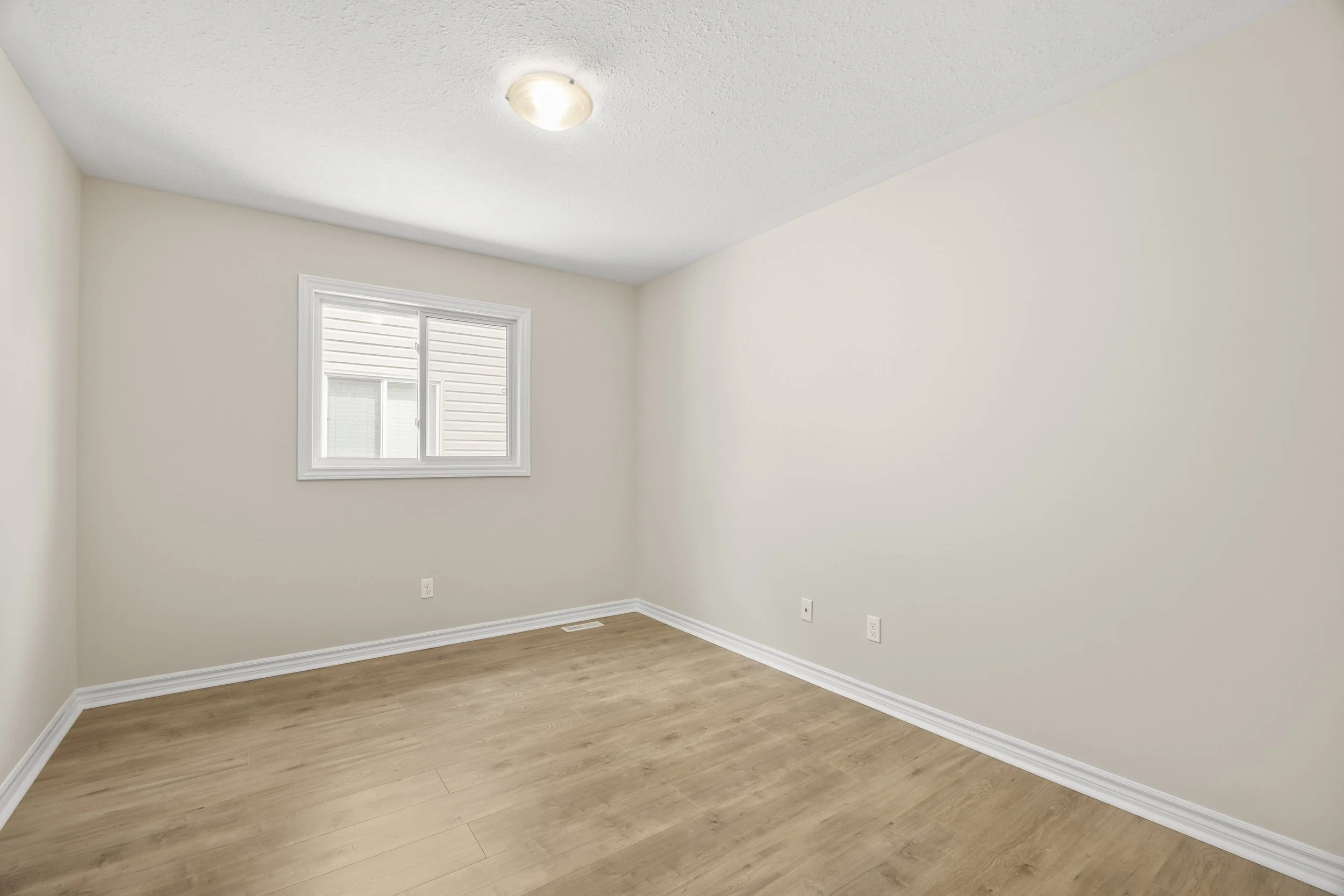 1166 Smither Rd -33.JPG
