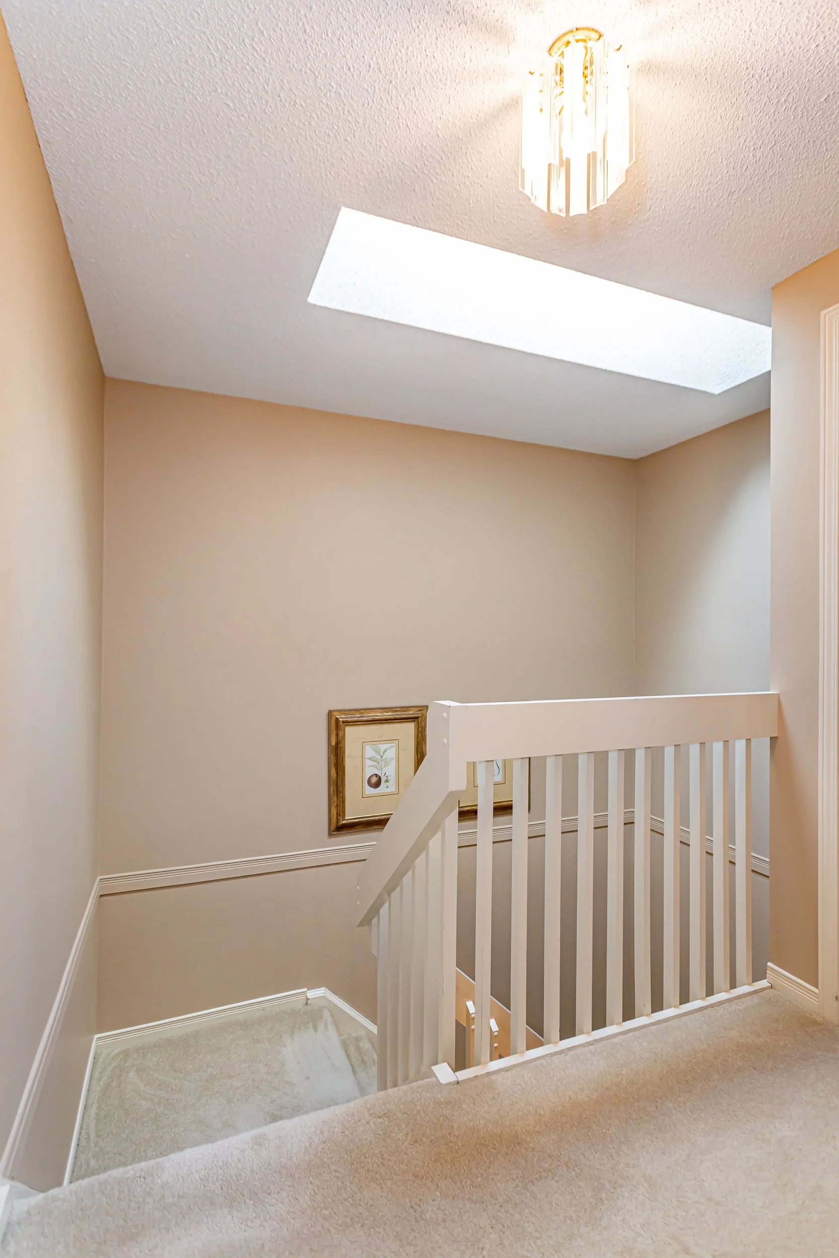 18-1845 Aldersbrook Rd-18.jpg