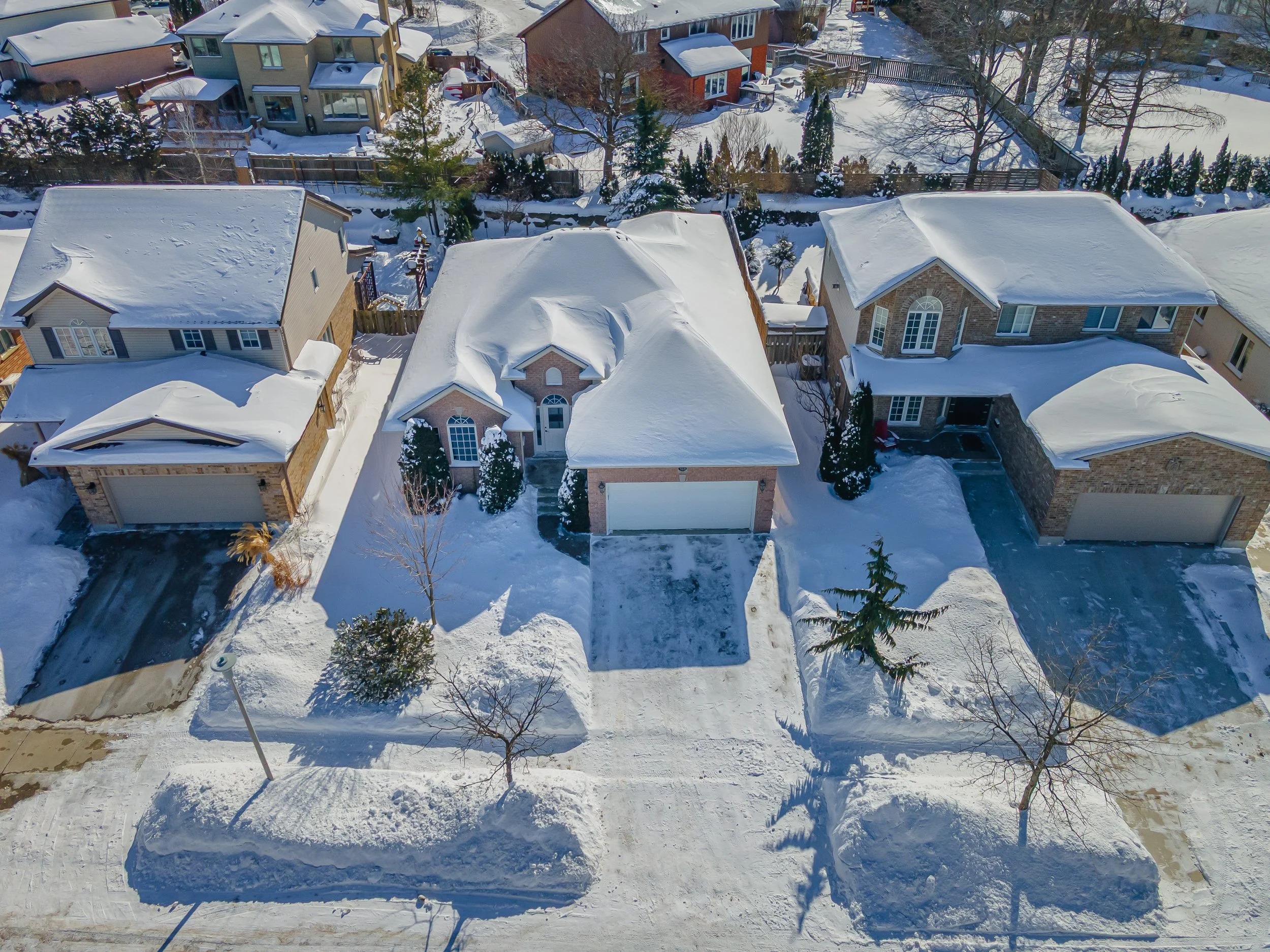 928 Crestview Cres-53.jpg