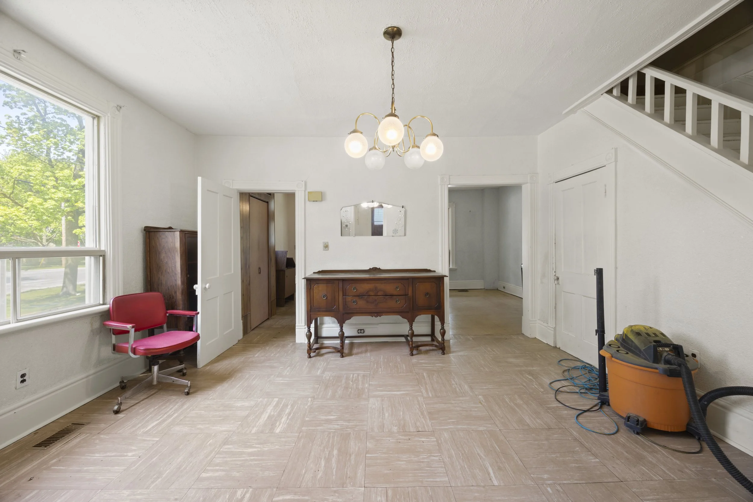 553 Piccadilly St -12.JPG