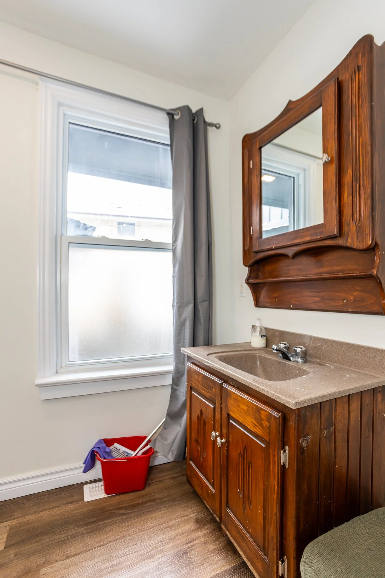 86 Wilson Ave-25.jpg