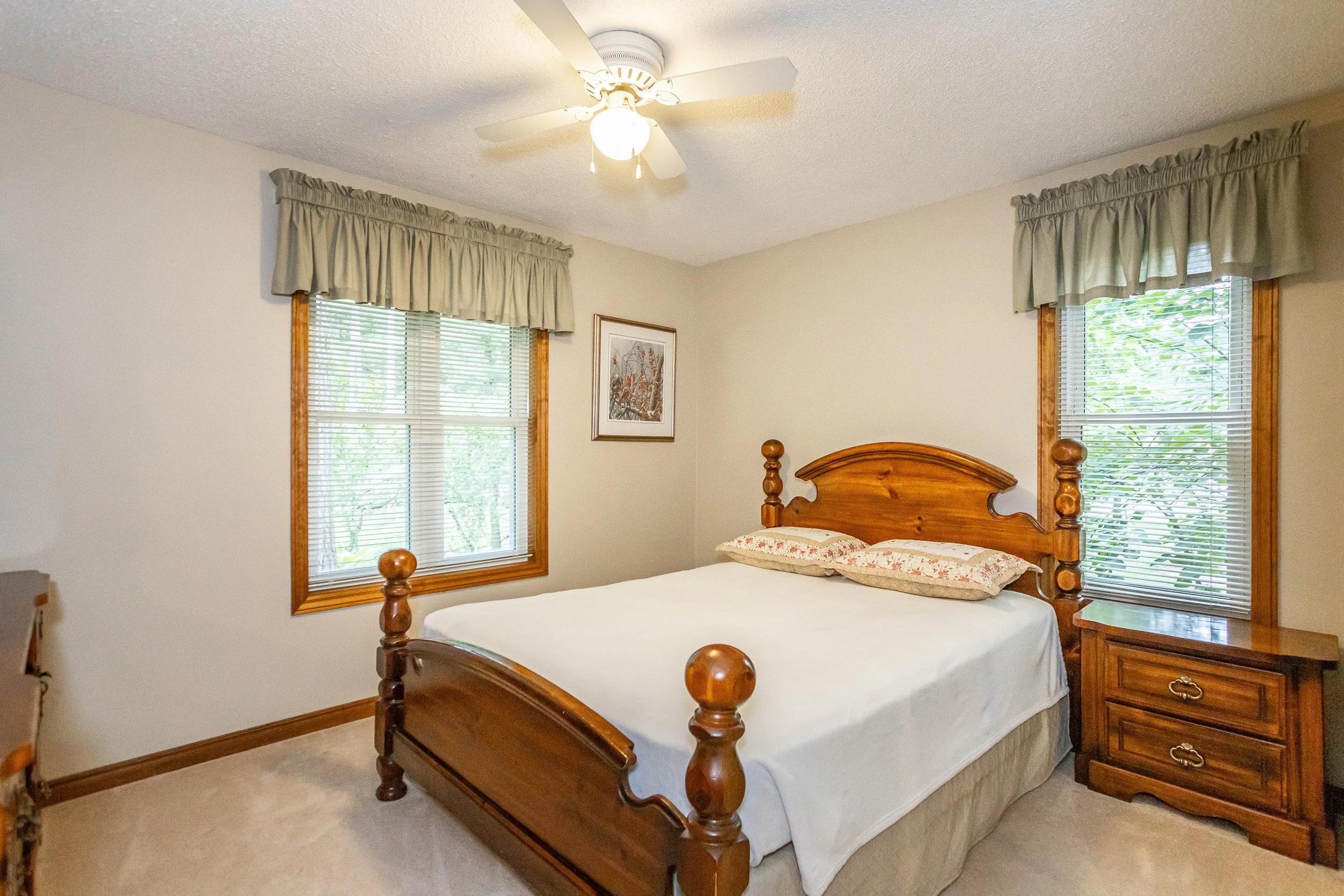 9923 Ontario Street-19.jpg