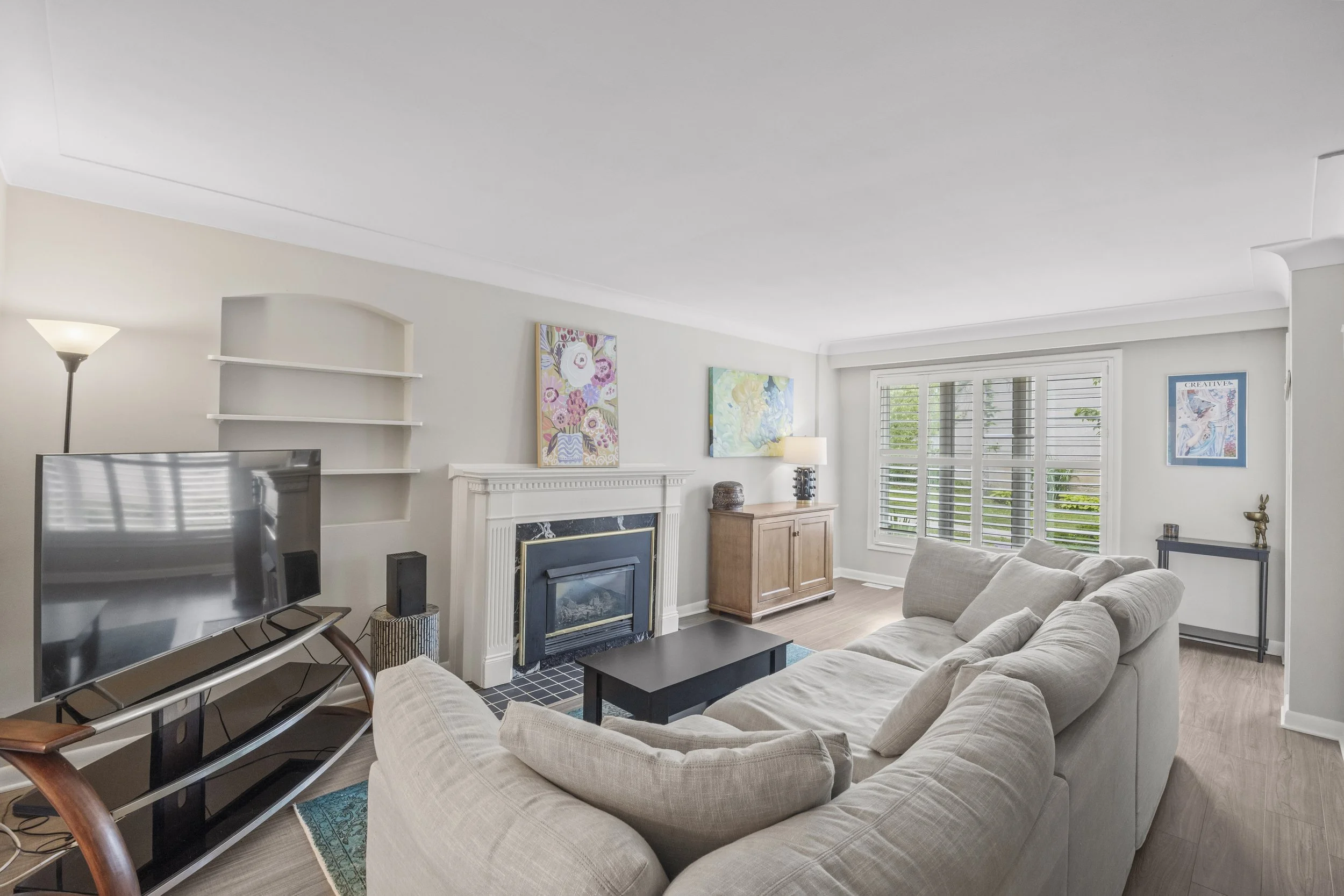 62-1220 Royal York Rd -13.JPG