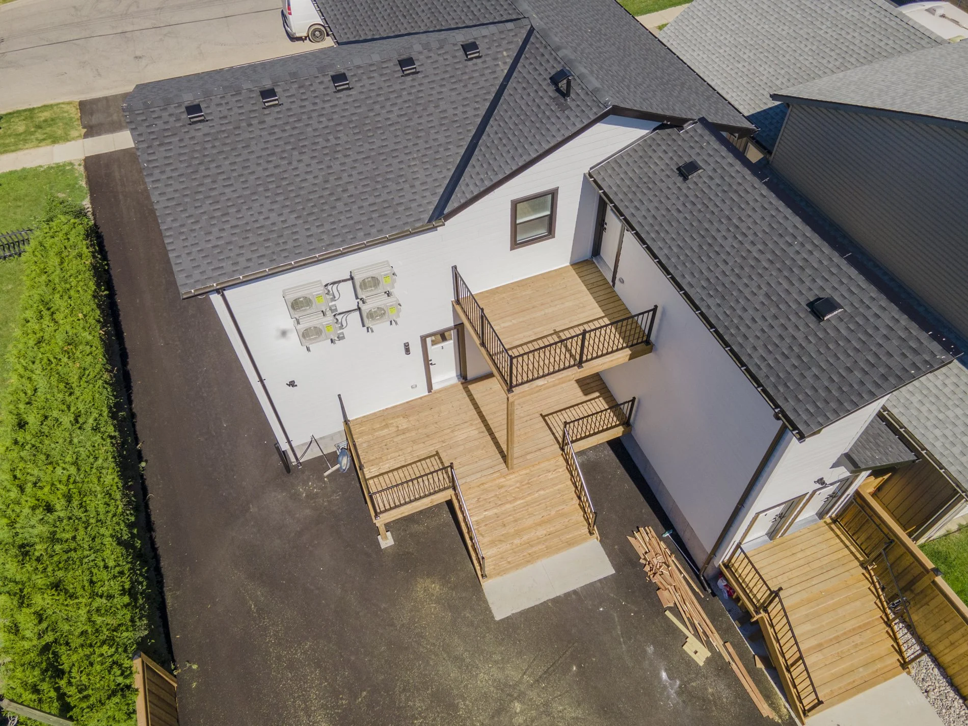 285 William St - Exteriors_22.JPG