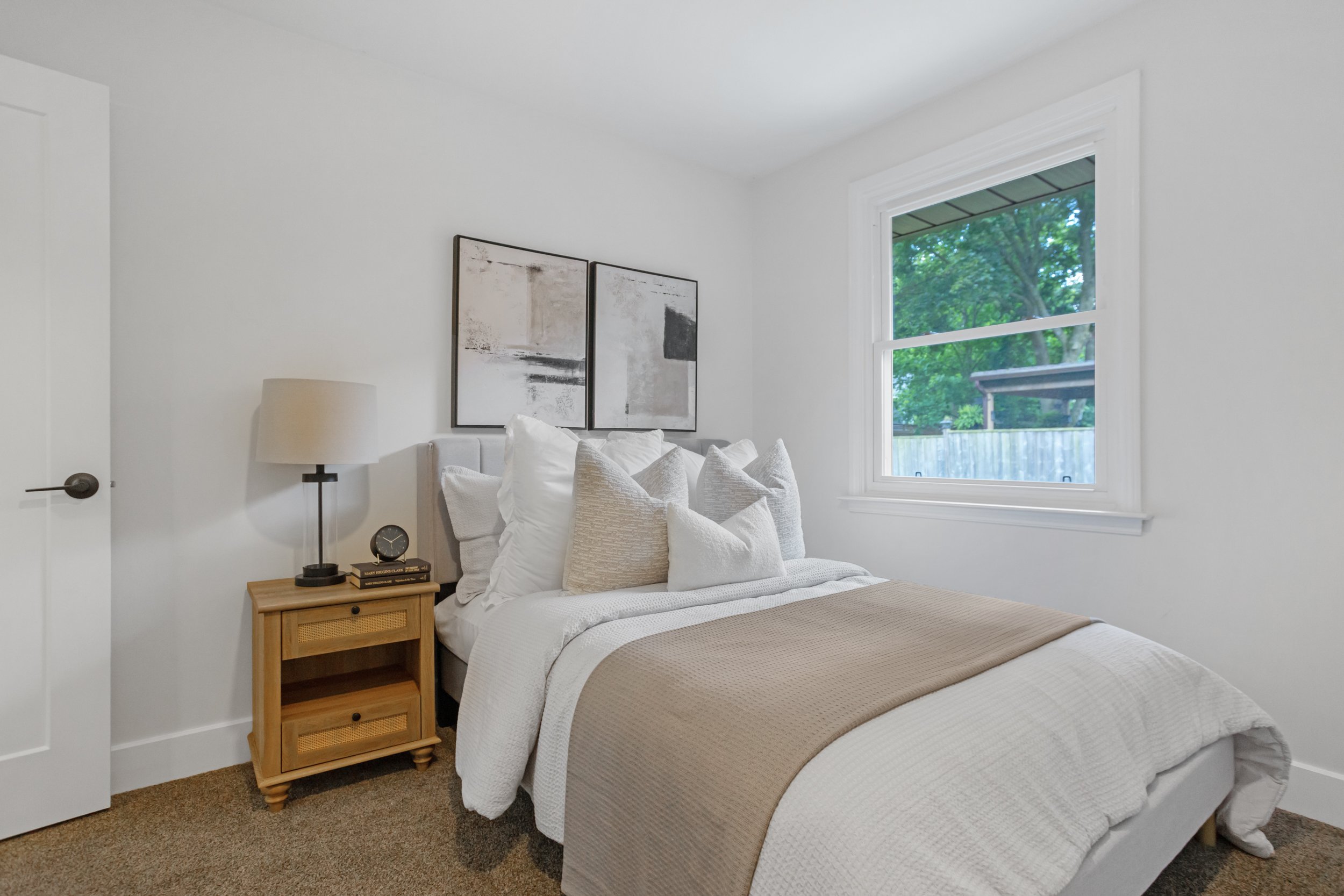 462 Grandview Ave-23.jpg