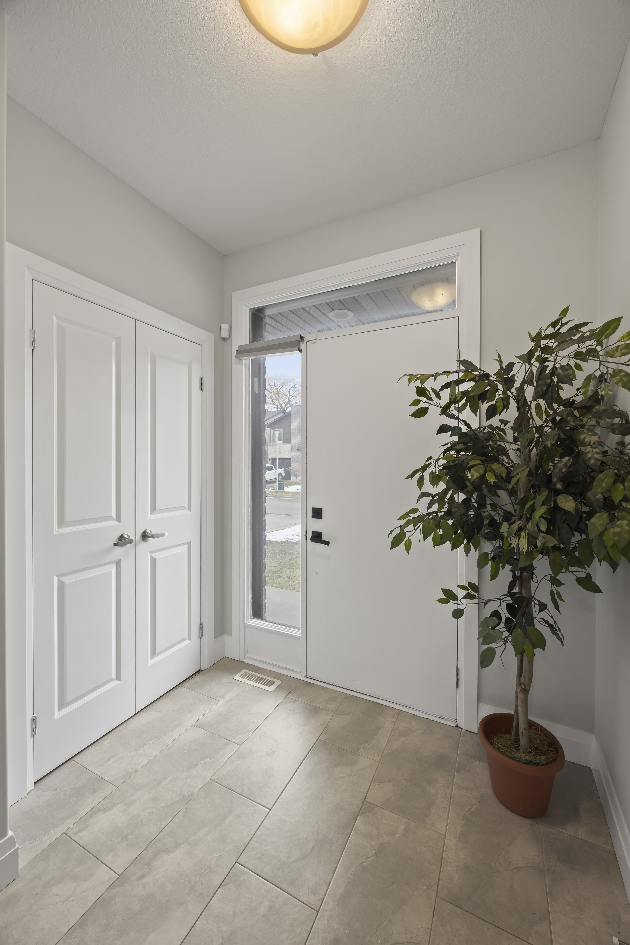 2161 Tribalwood St London -05.JPG