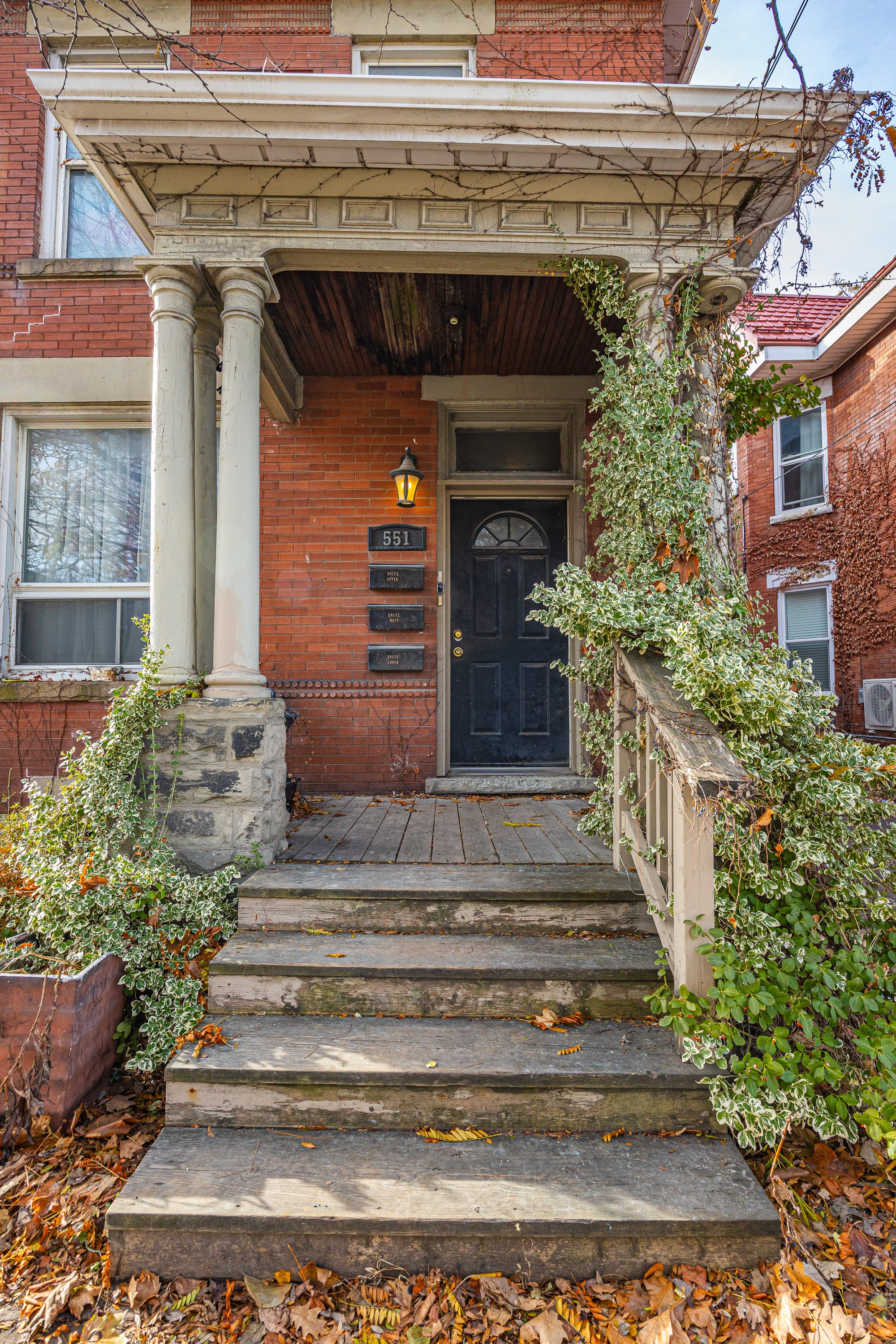 551 Adealide St North -03.jpg