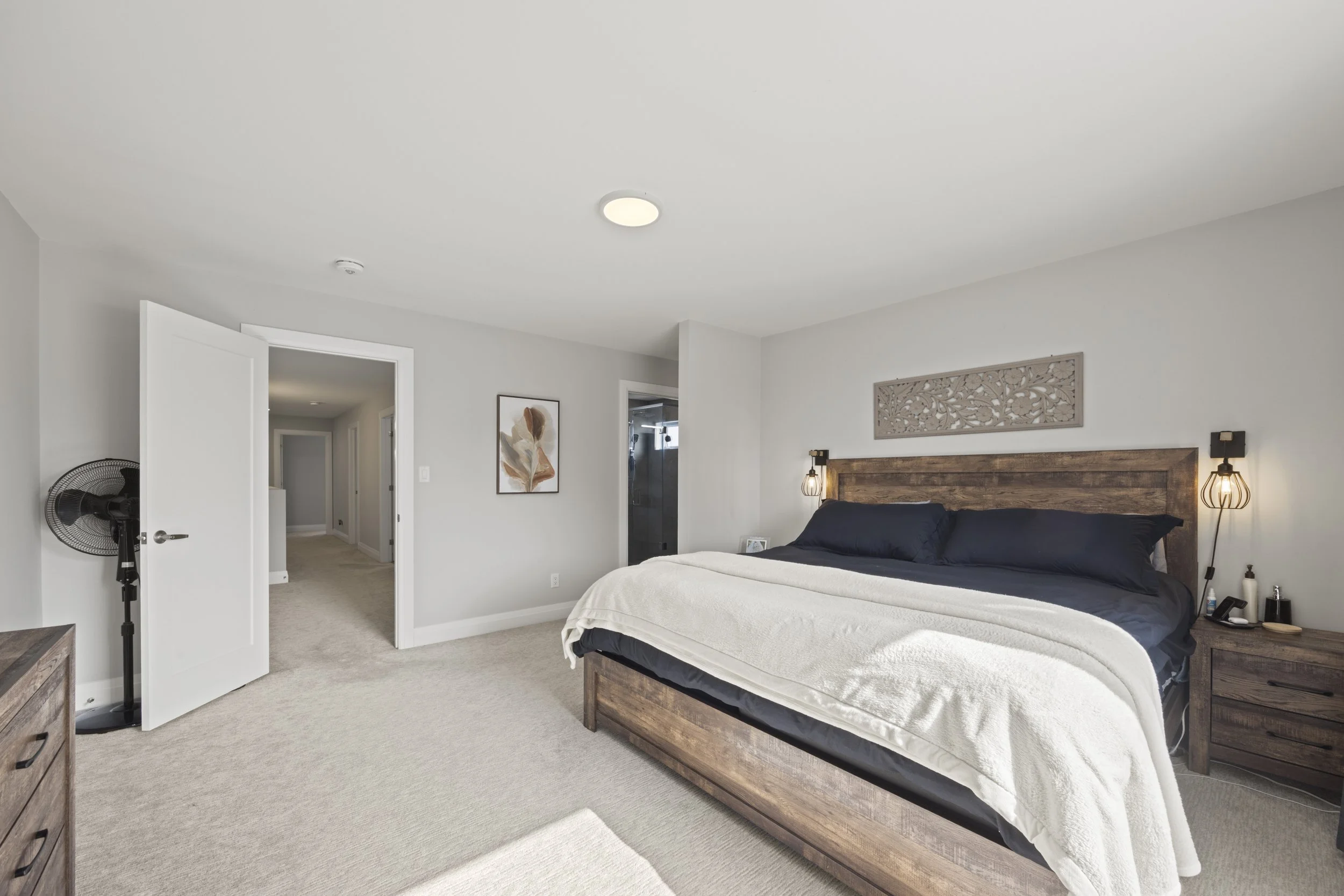 1-176 King St -26.JPG