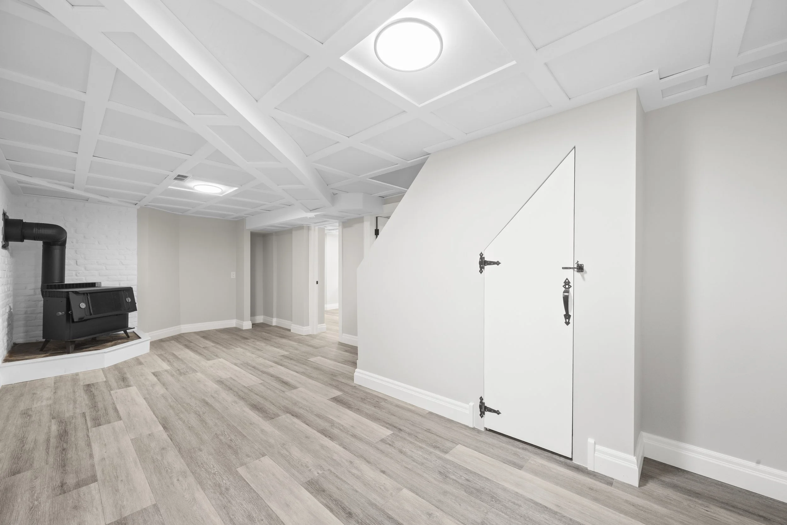 1326 Brydges St -27.JPG