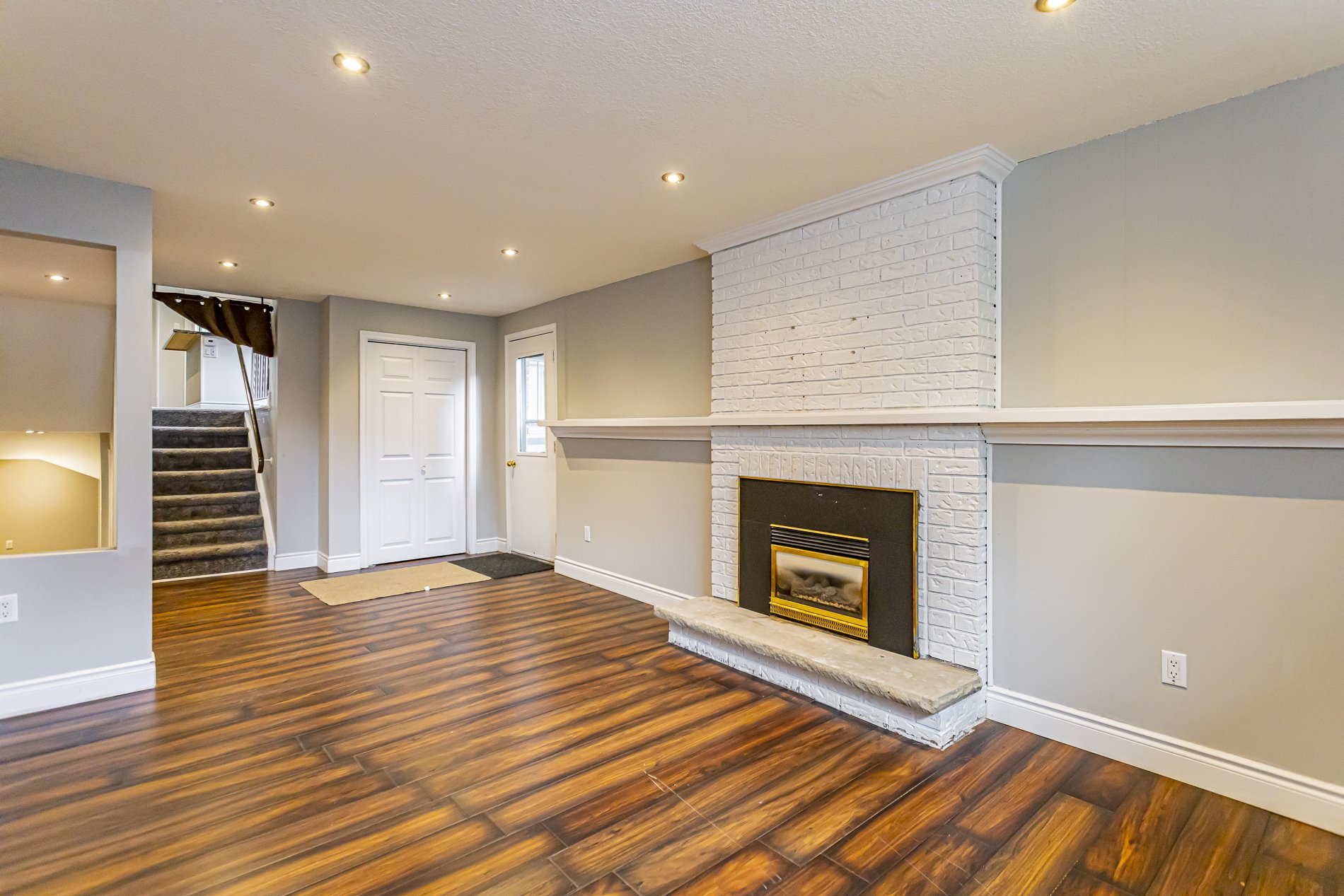 8 Edgemere Crescent_26.jpg