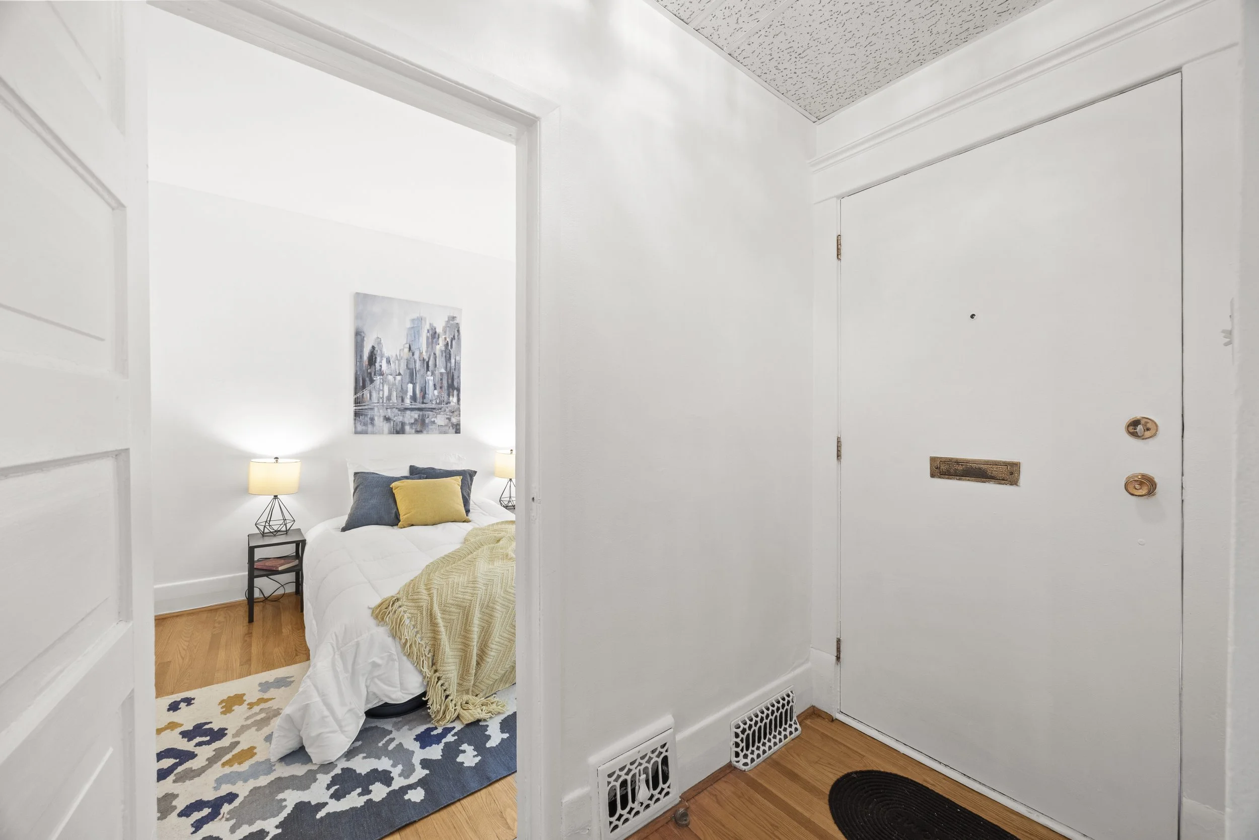 21 Wolseley Ave -07.JPG