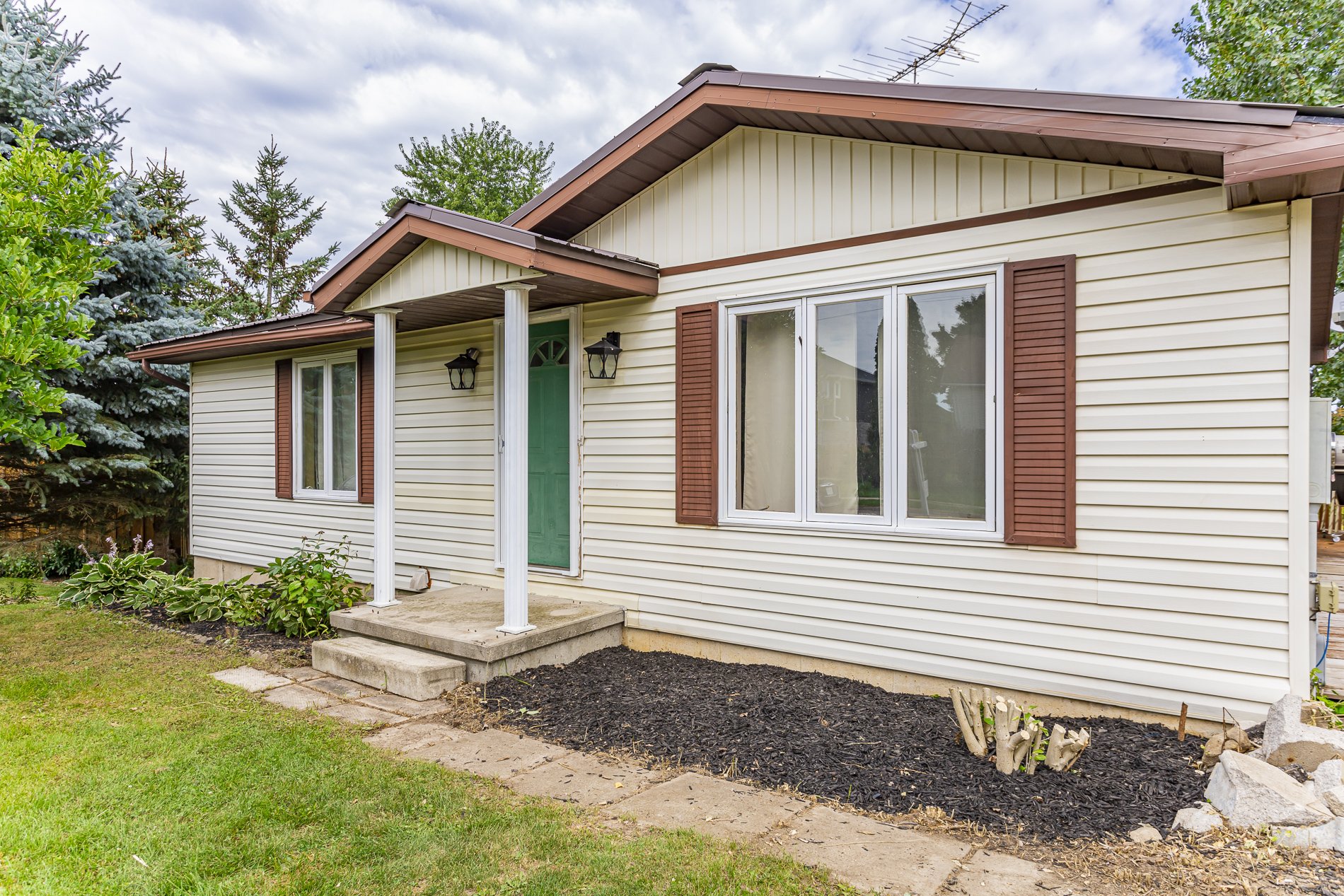 324097 Mount Elgin_22.jpg