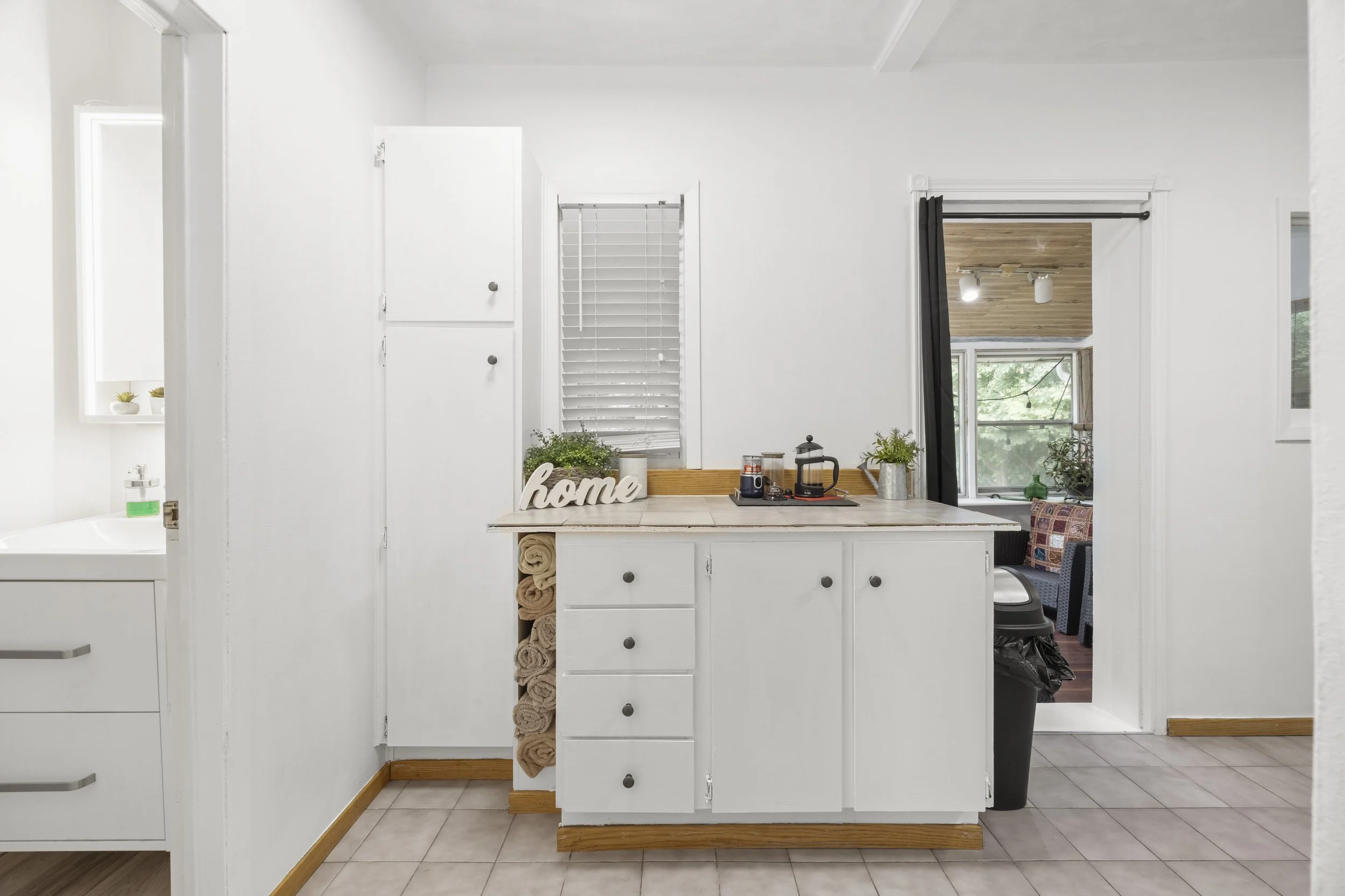 21 Wolseley Ave -17.JPG