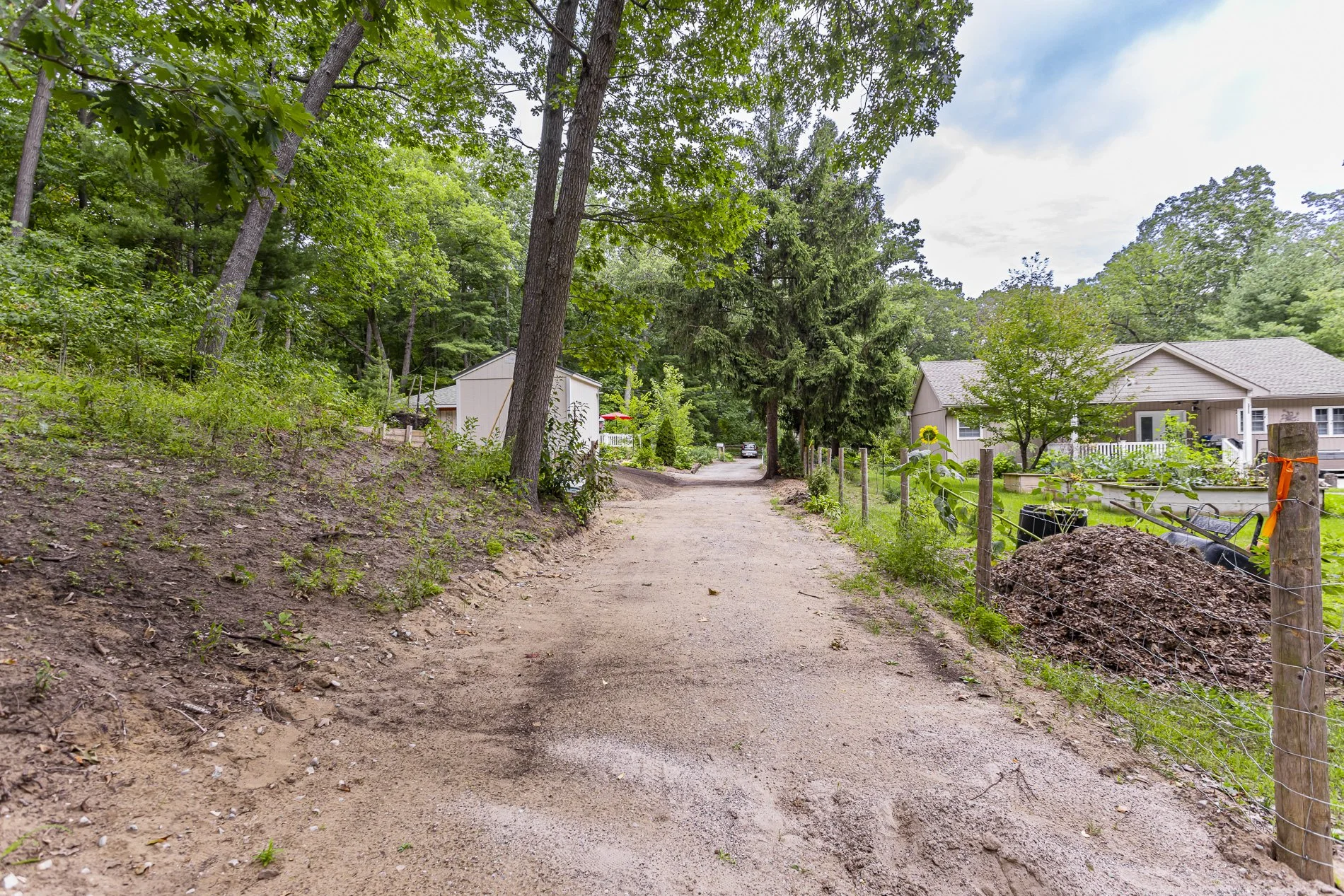 9962 Northville Cres_16.jpg