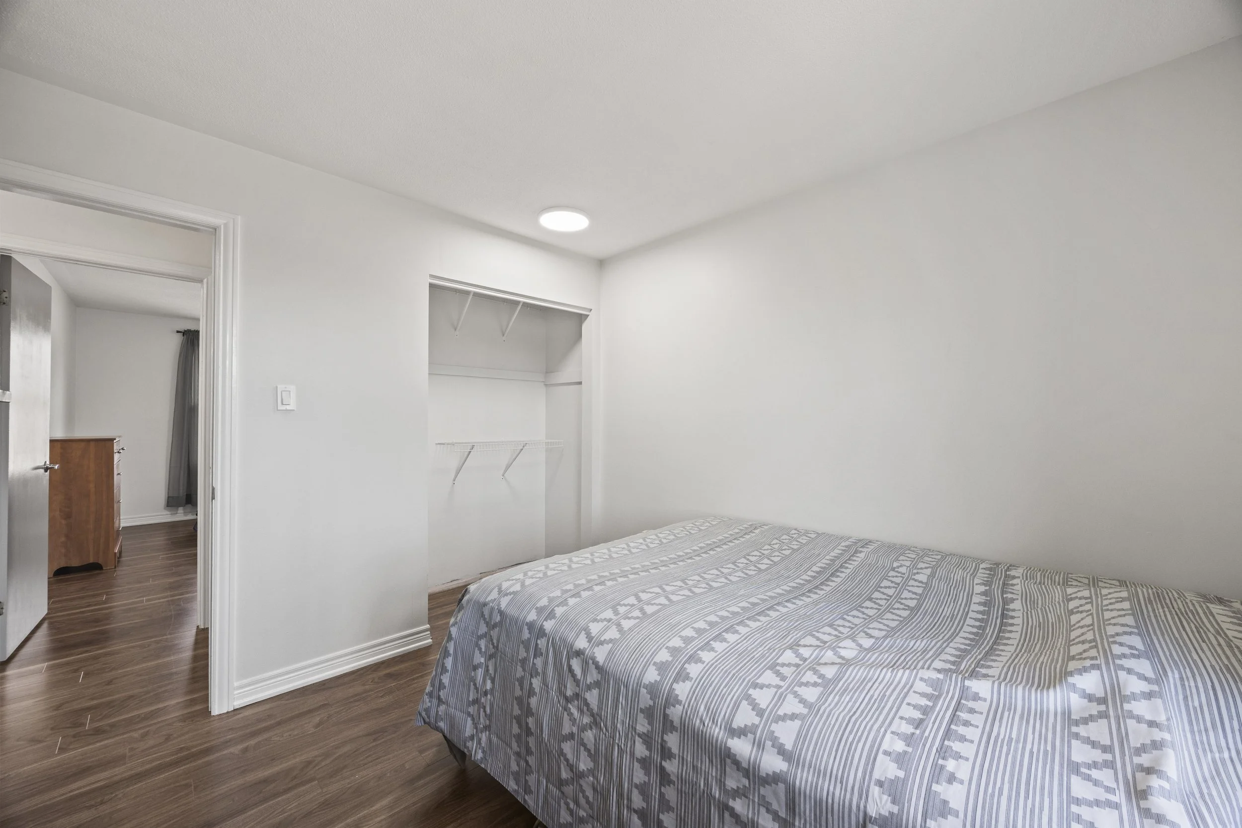 931 Farnham Rd -34.JPG