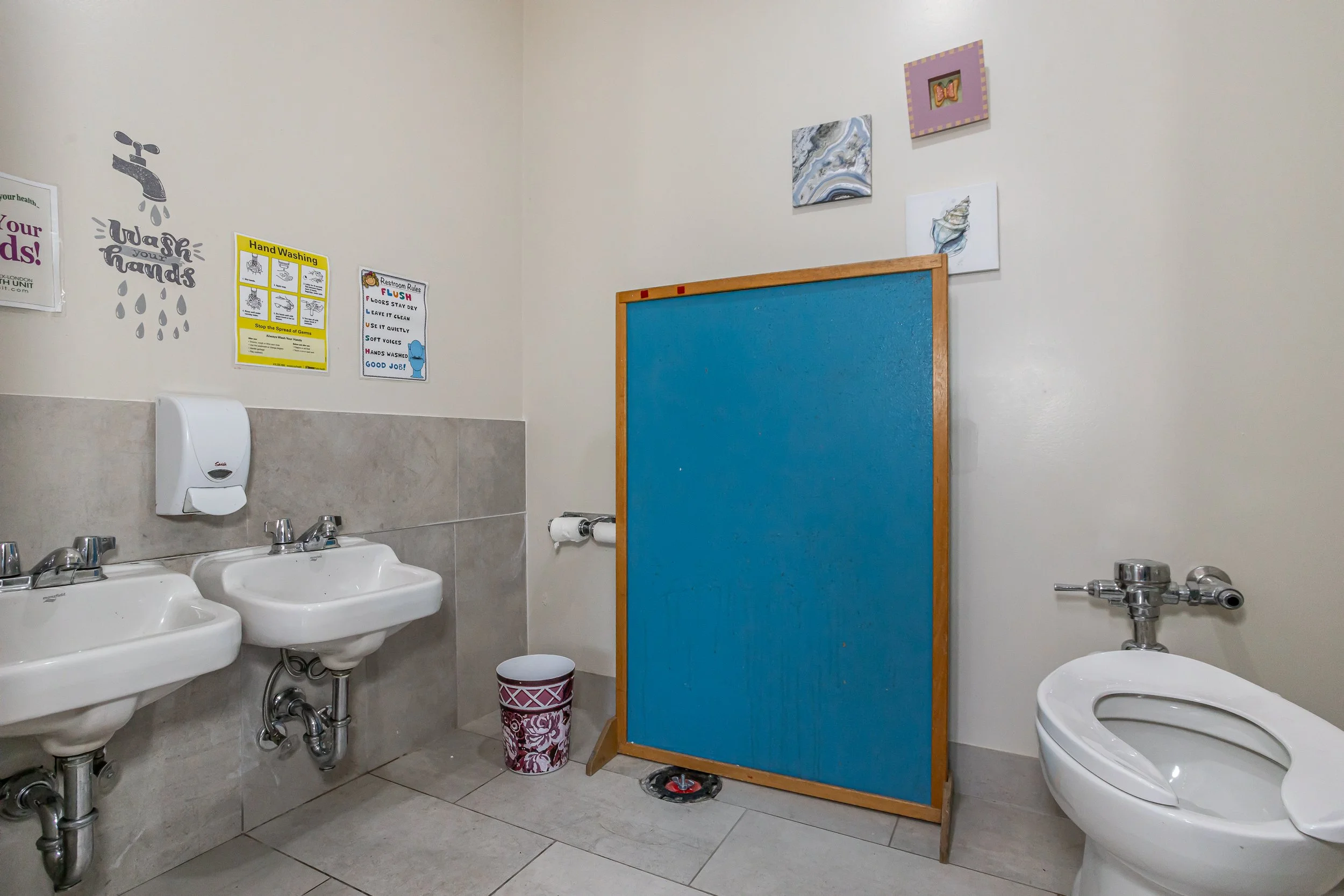 1697 Trafalgar St-38.jpg