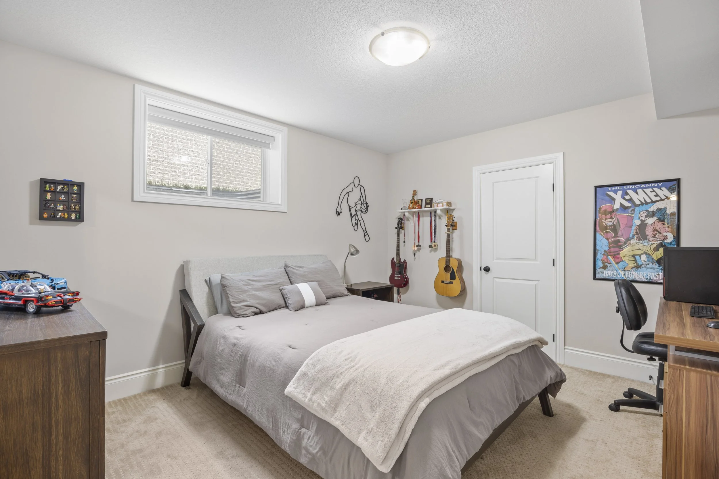 2263 Dauncey Cres -35.JPG