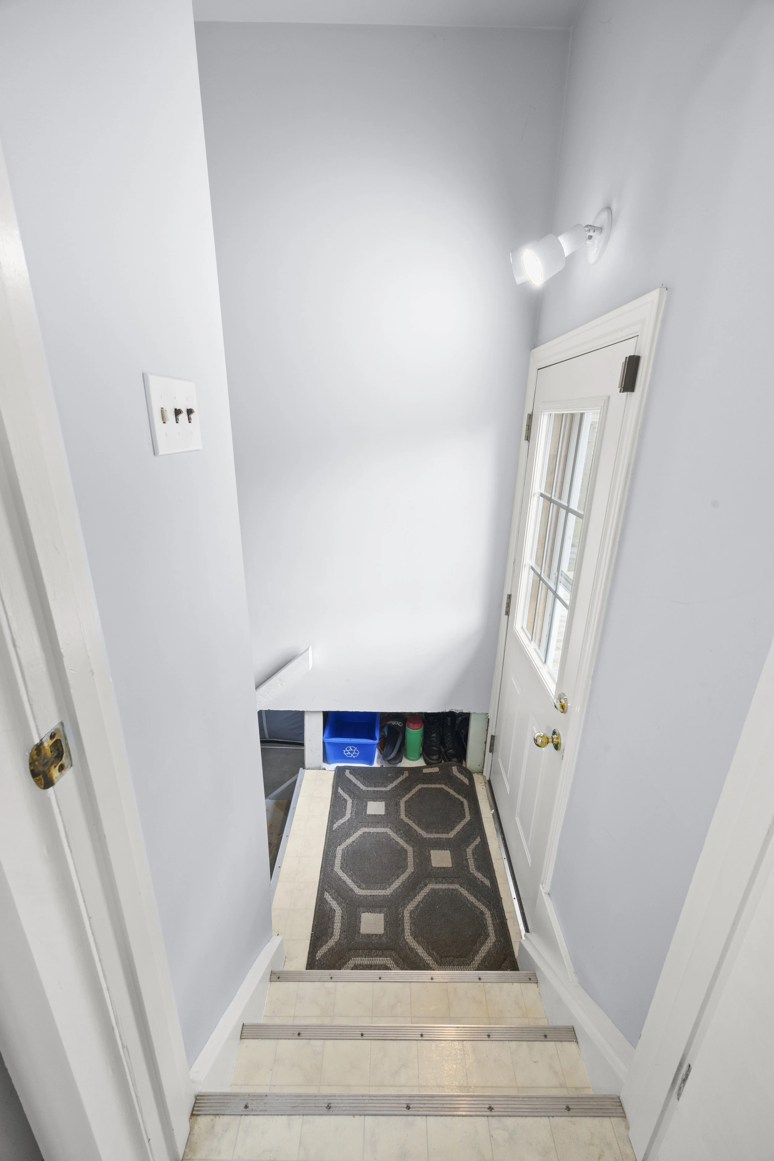 219 Burnside Dr -28.JPG