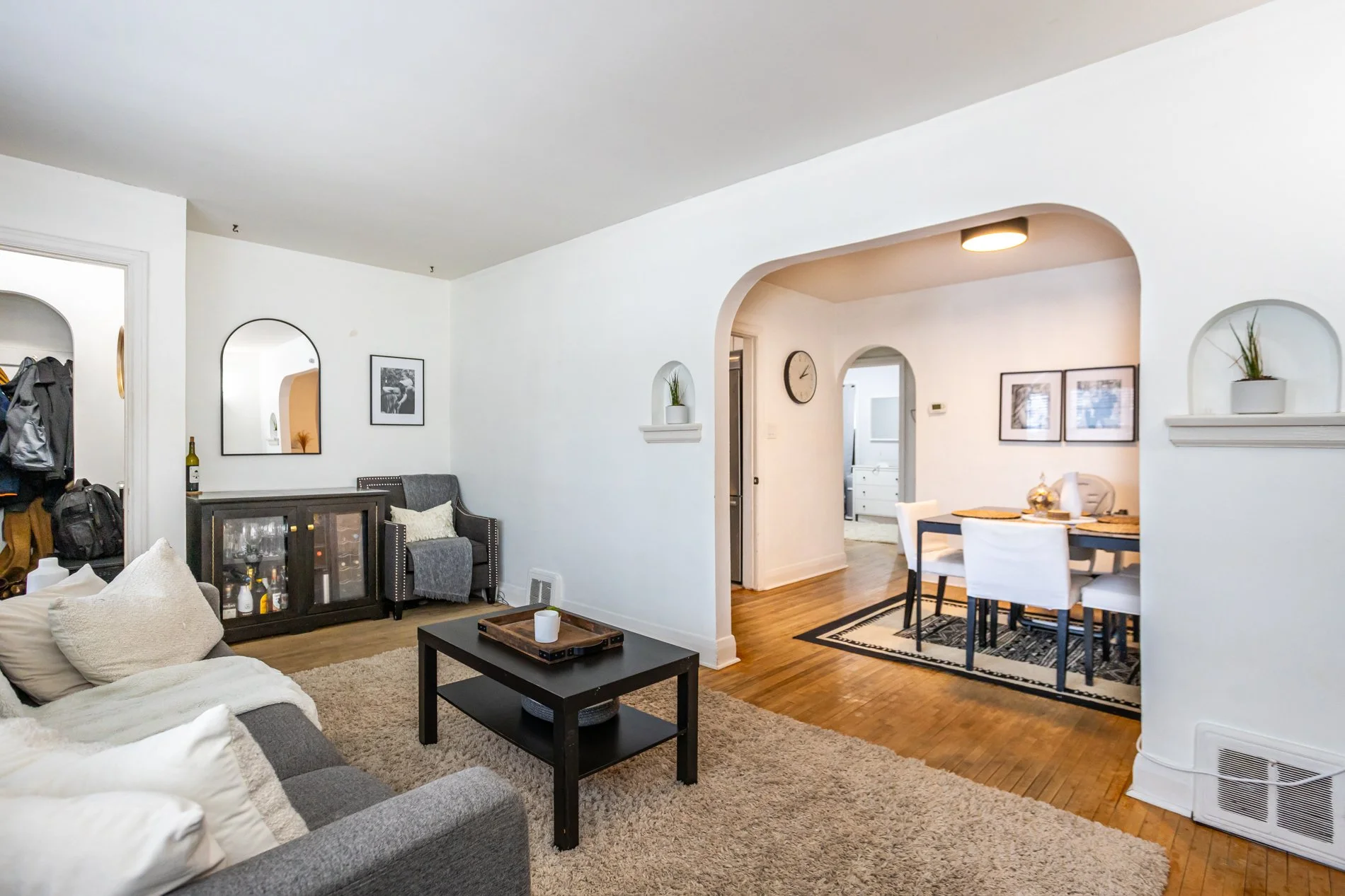 78 Sterling St-11.jpg