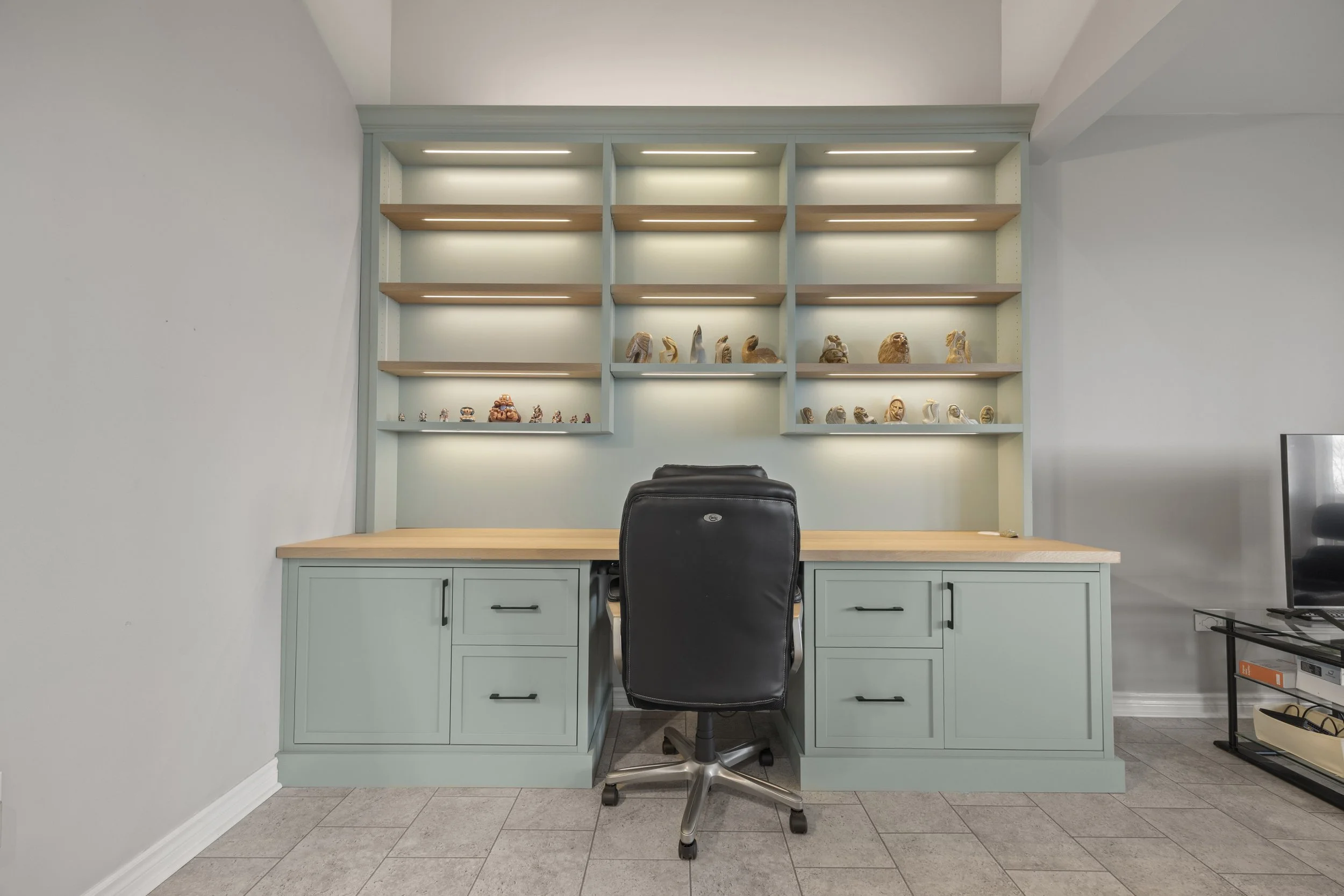 41-374 Front St -01.JPG