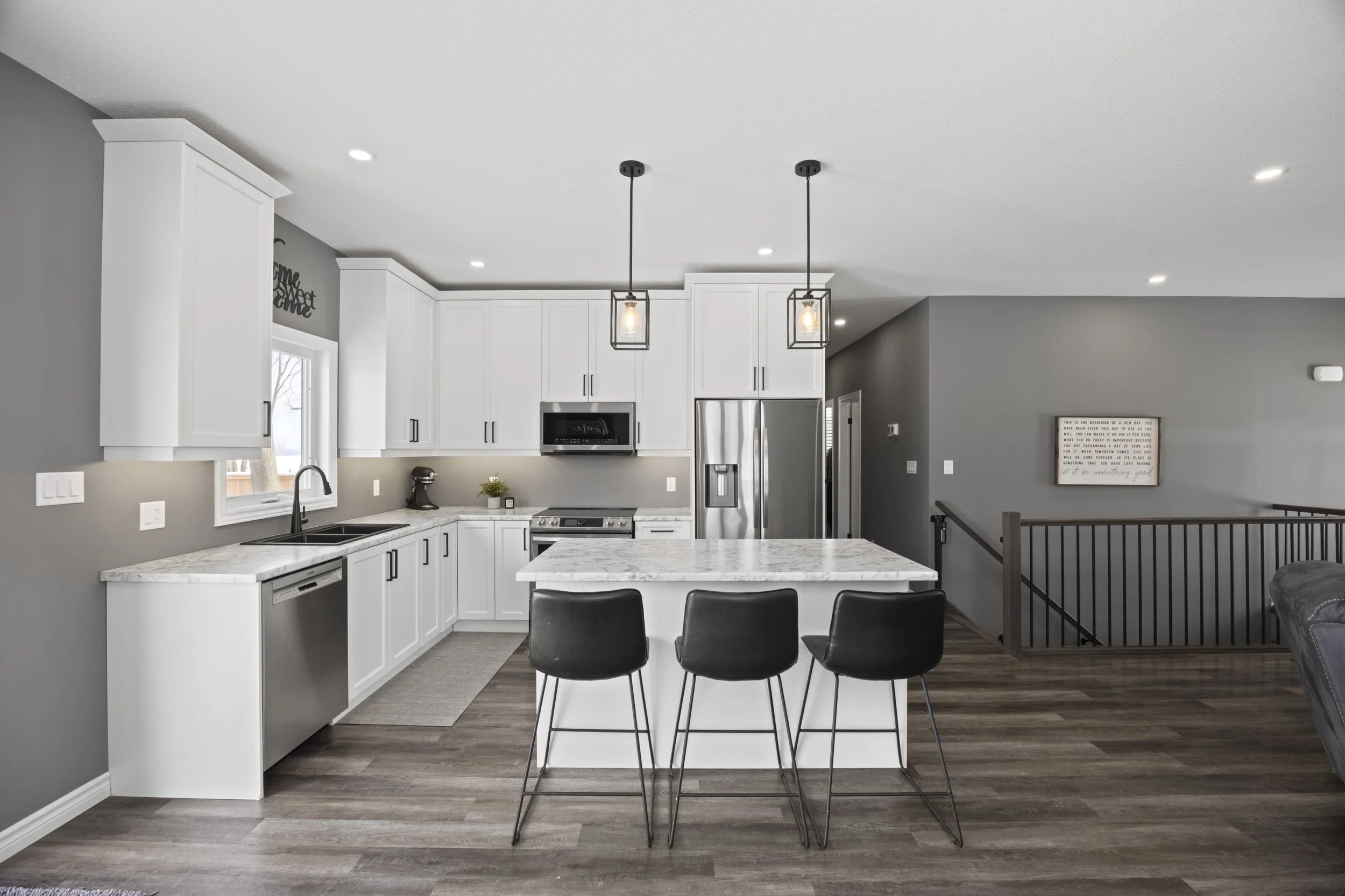 21 Middle St -13.JPG