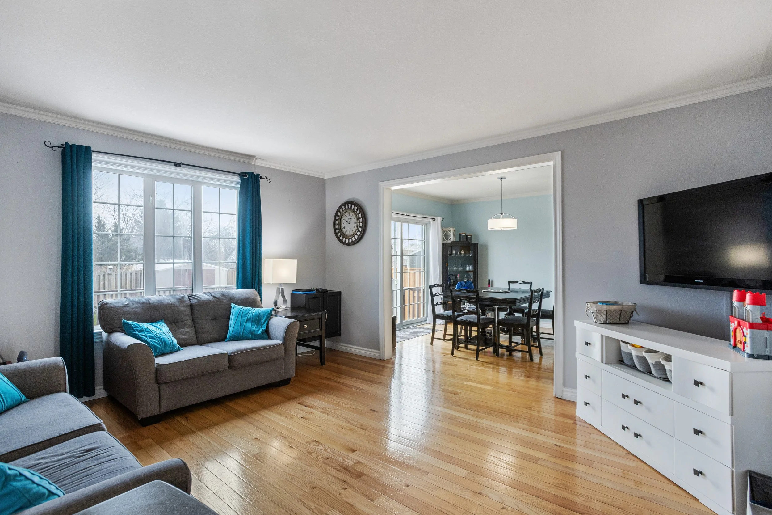 260 Mutual Dr - 09.jpg