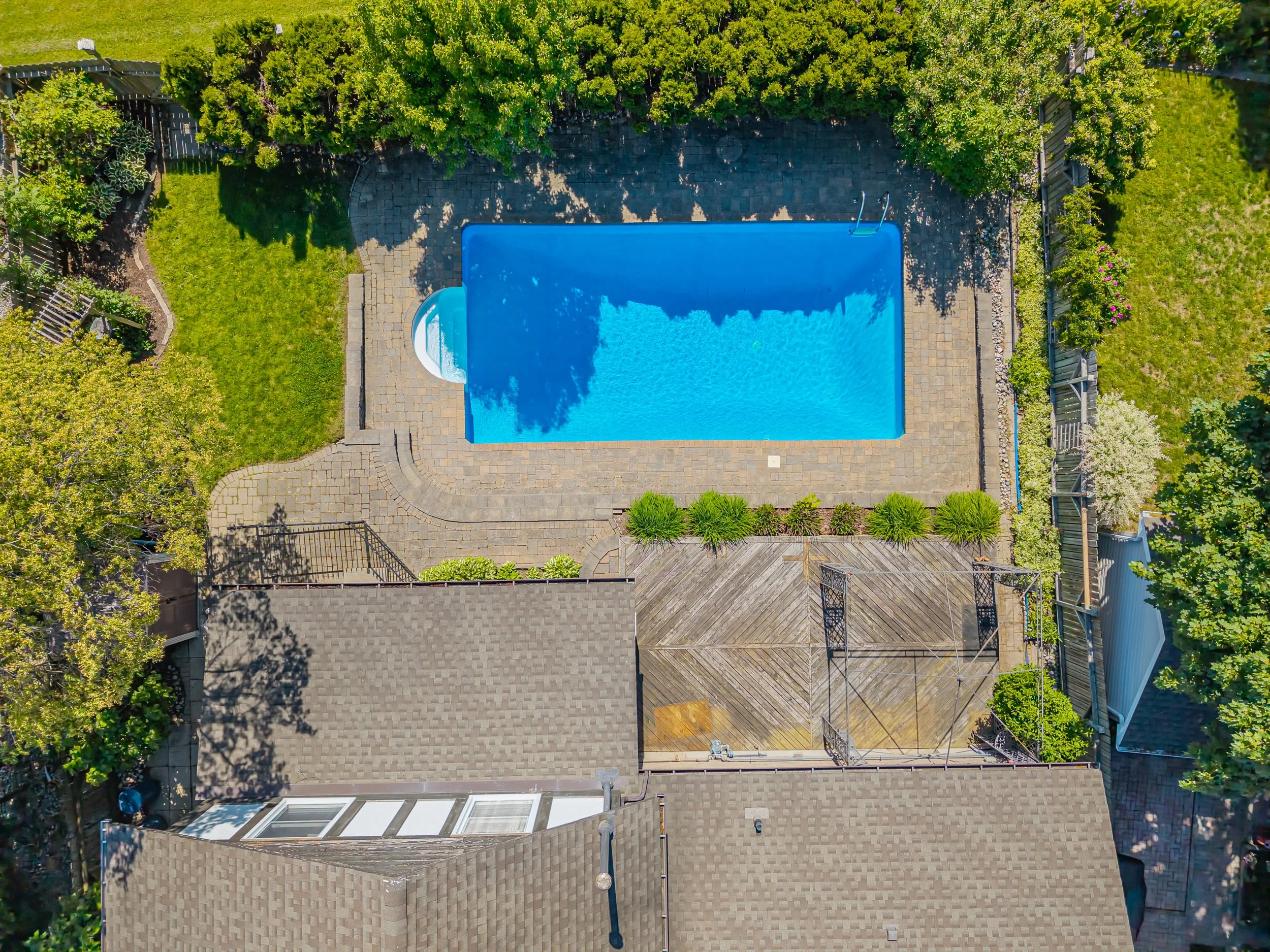 923 Farnham Rd -56.jpg