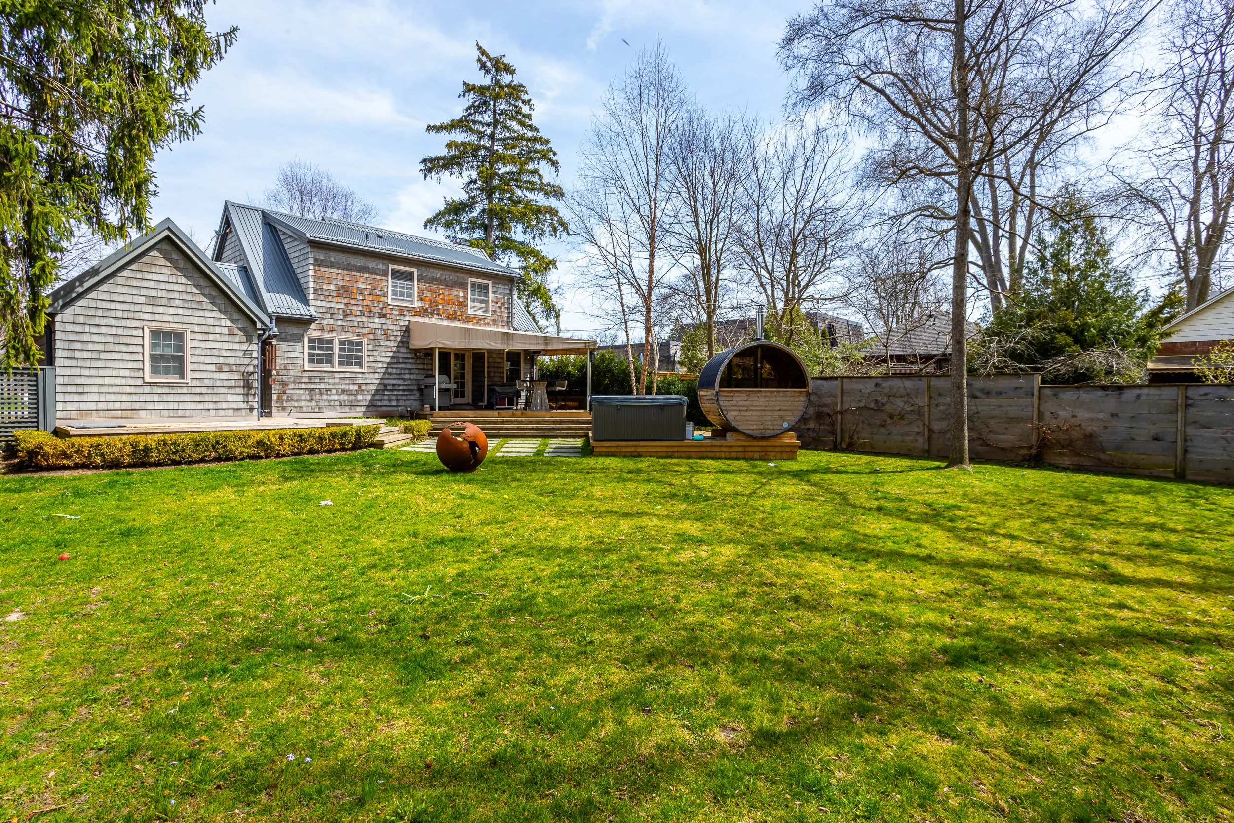 821 Colborne St-38.jpg