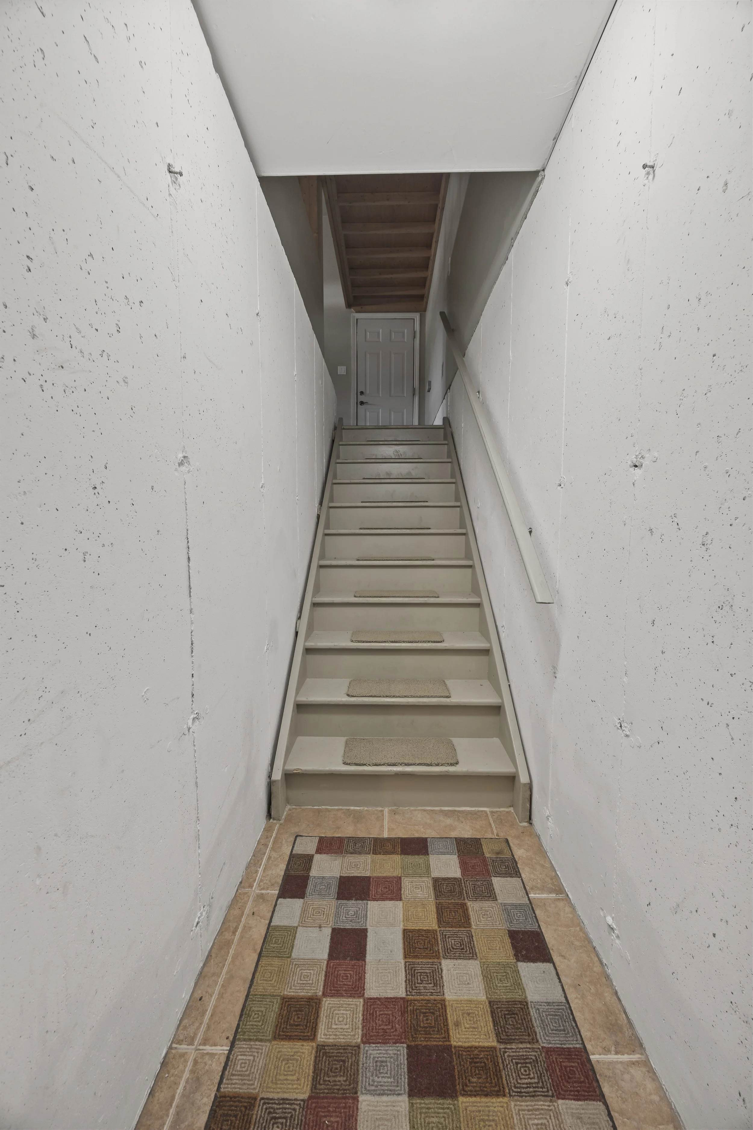 10159 Meadowlily Cres -40.JPG