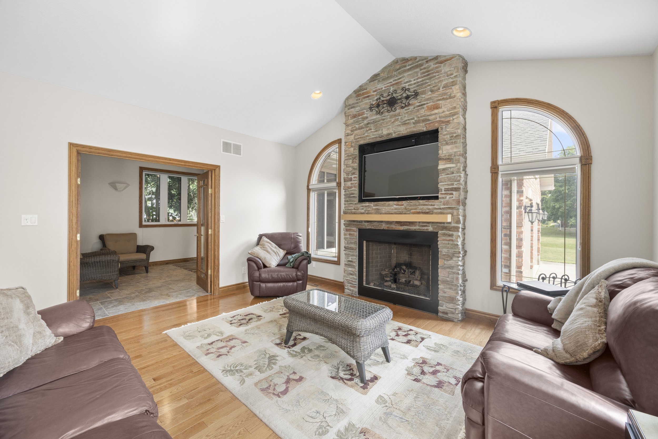 194 High St -19.JPG