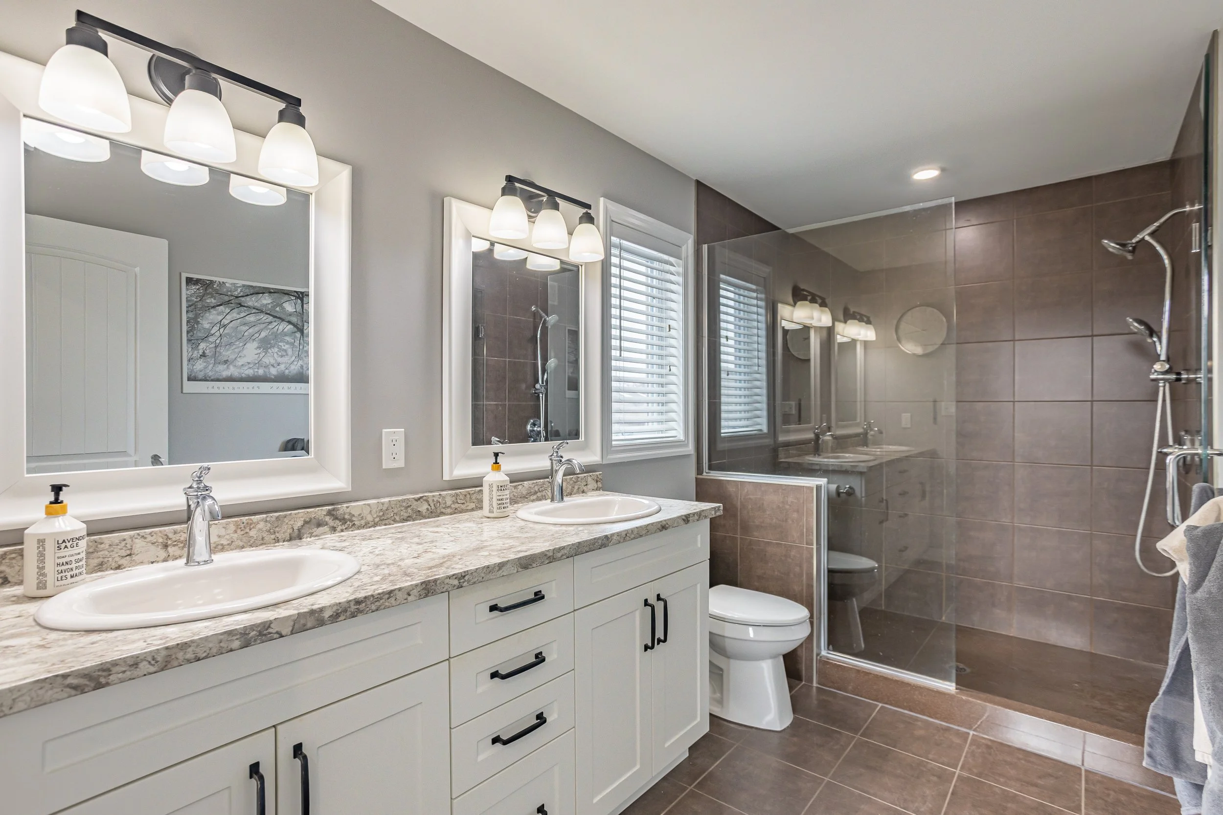154 Watson St-25.jpg