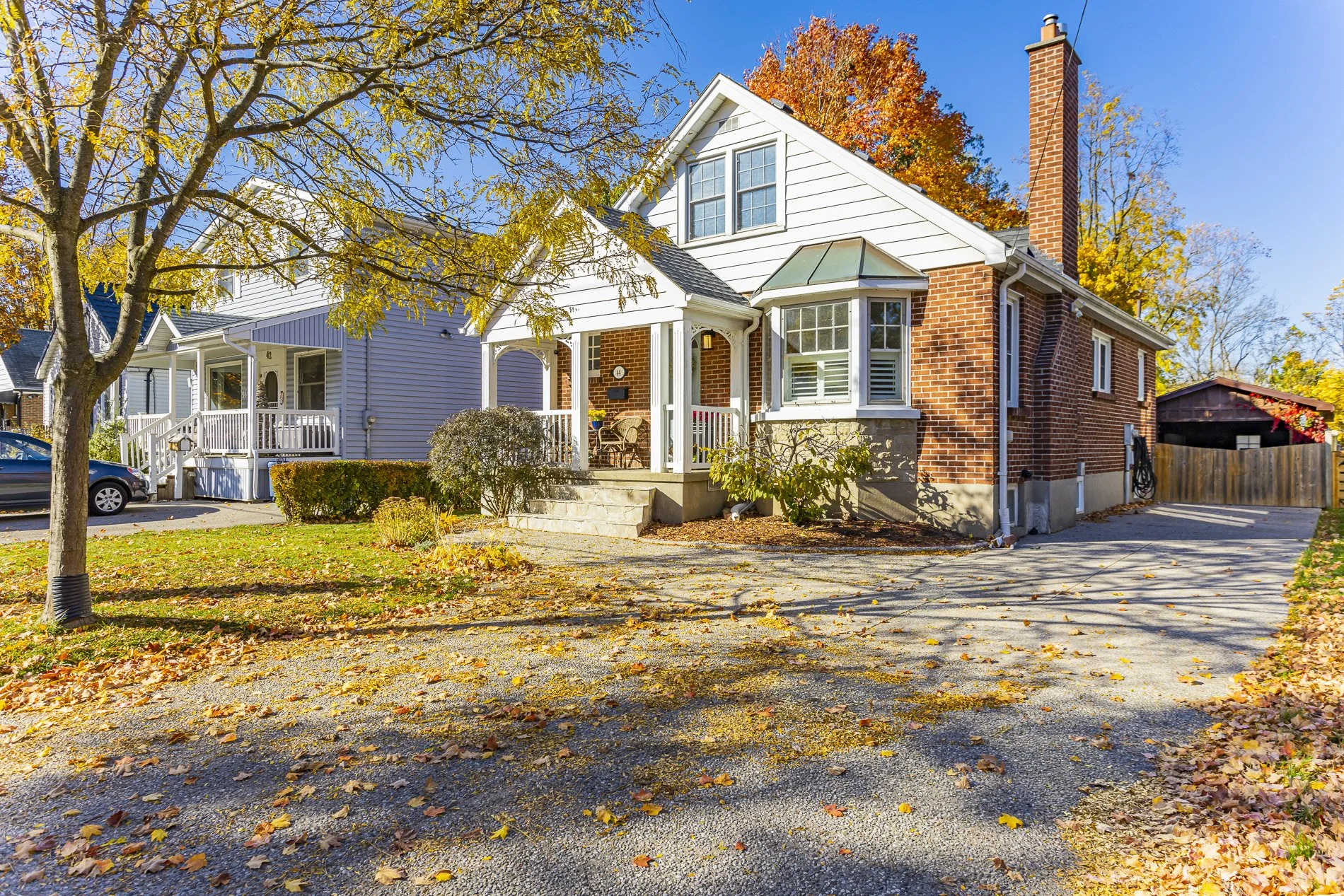 44 Briscoe St E_01.jpg